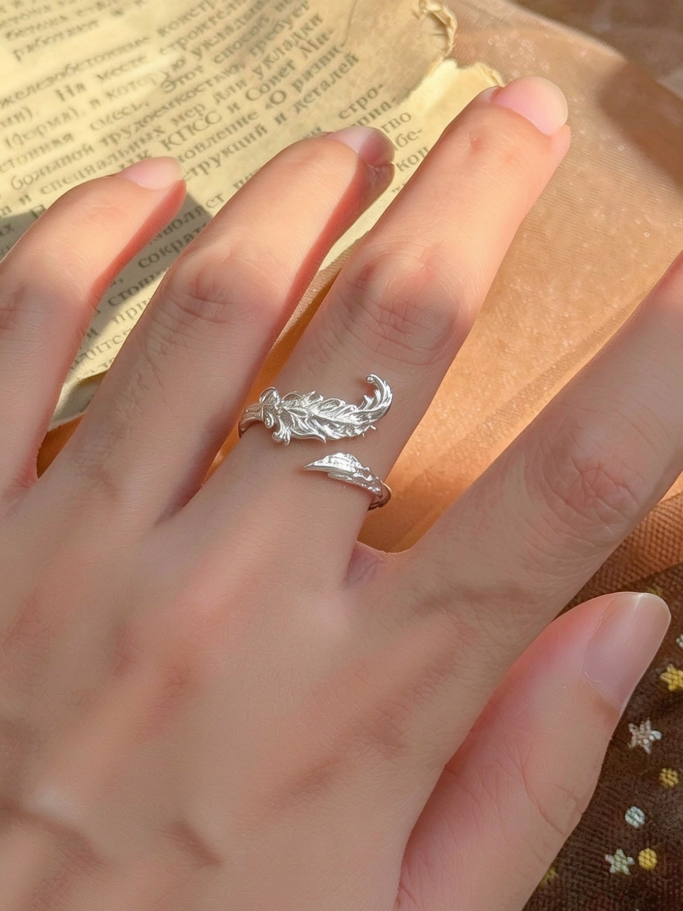 Premium Brushed Texture Feather Open Ring | Minimalist Adjustable Couple Statement Ring