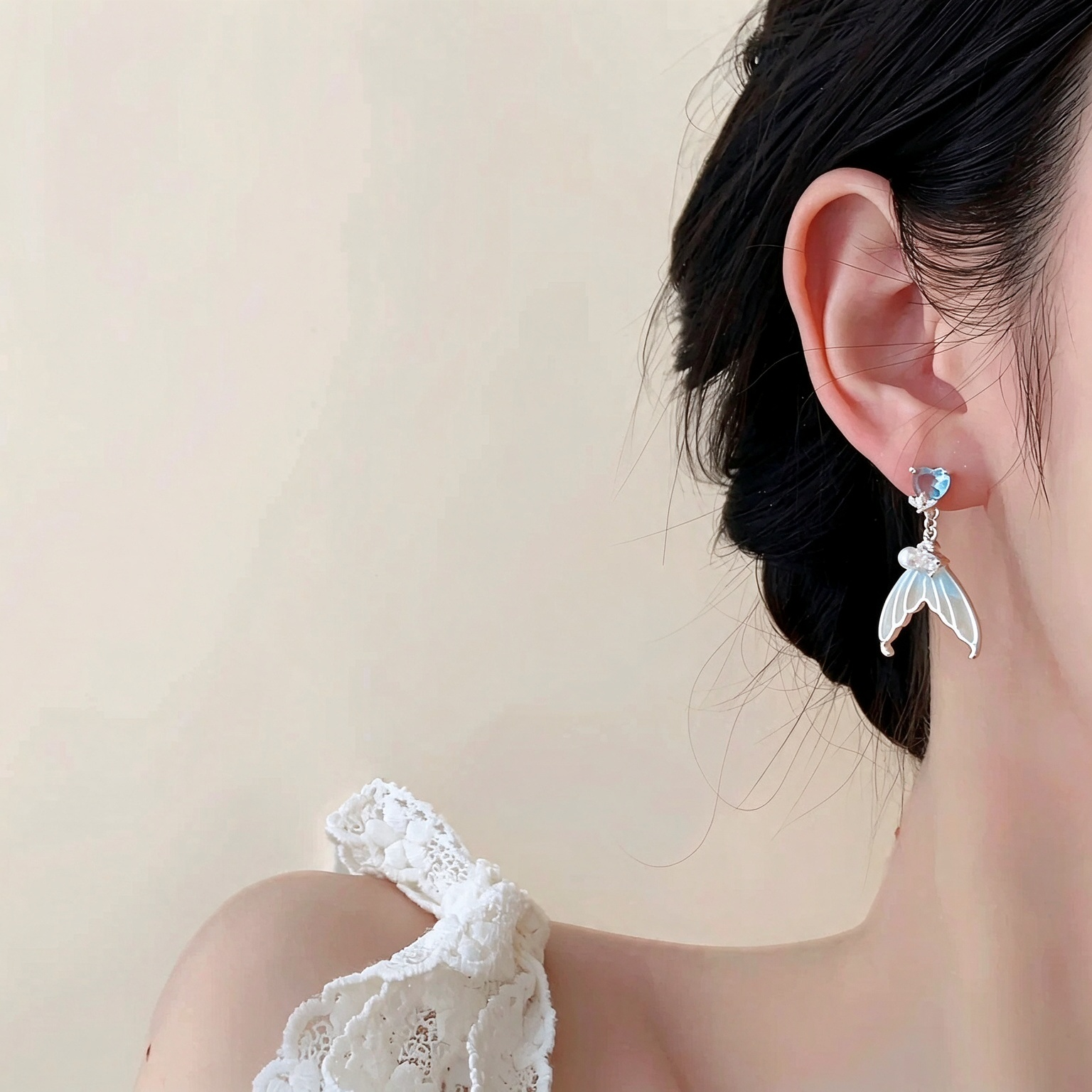 Mermaid Princess Gradient Blue Fishtail Stud Earrings | Light Luxury Silver-Plated Delicate Earrings for Women