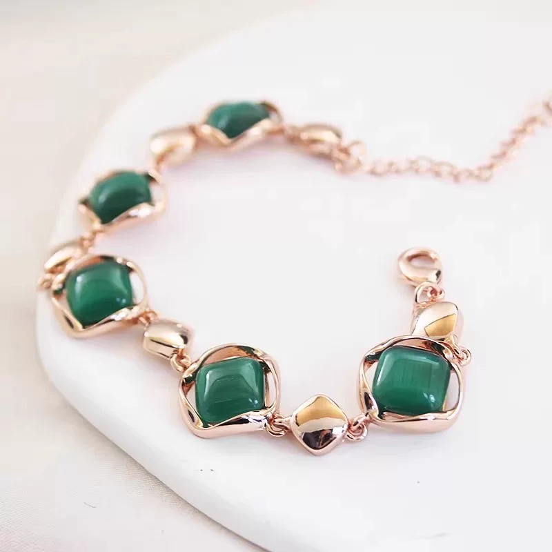 Geometric Rhombus Cat's Eye Bracelet | Designer Minimalist Stone Bracelet for Women
