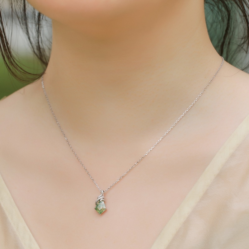 S925 Sterling Silver Natural Green Moss Agate Snake Pendant Necklace