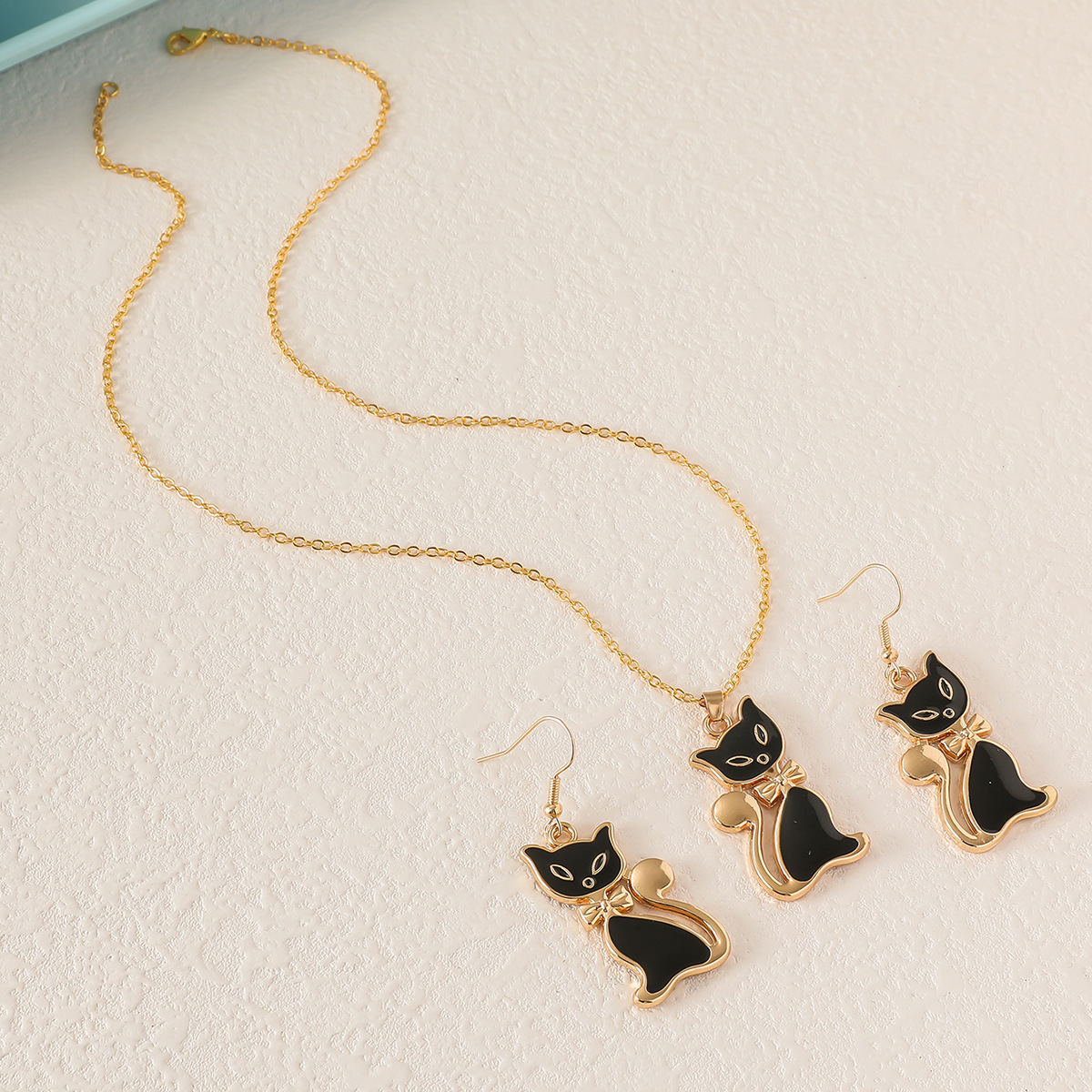 Cute Black Cat Enamel Pendant Necklace & Earrings Set Gold Tone Animal Jewelry