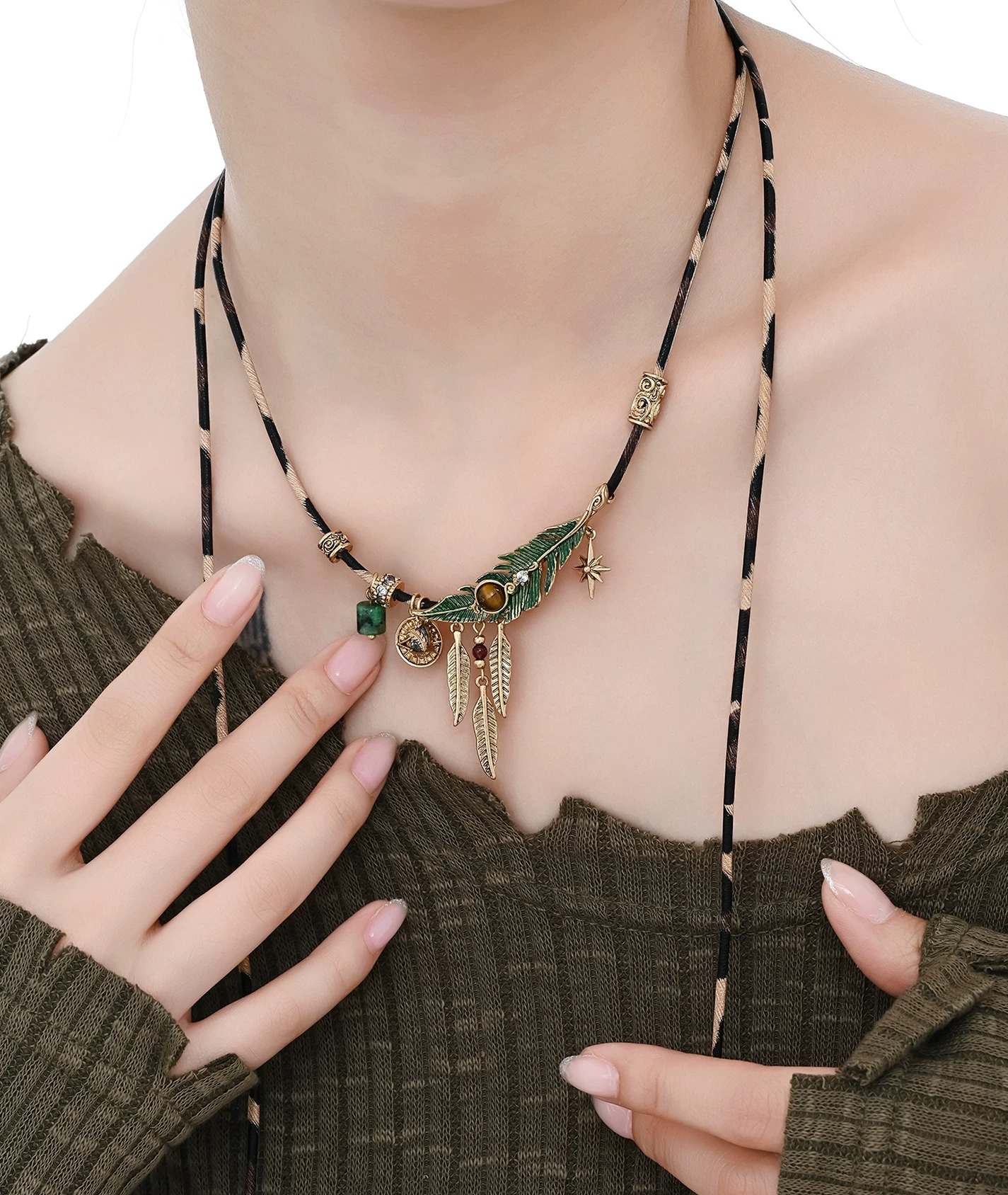 Bohemian Hand-Braided Long Green Feather Necklace | Vintage Ethnic Woven Lariat Y-Necklace