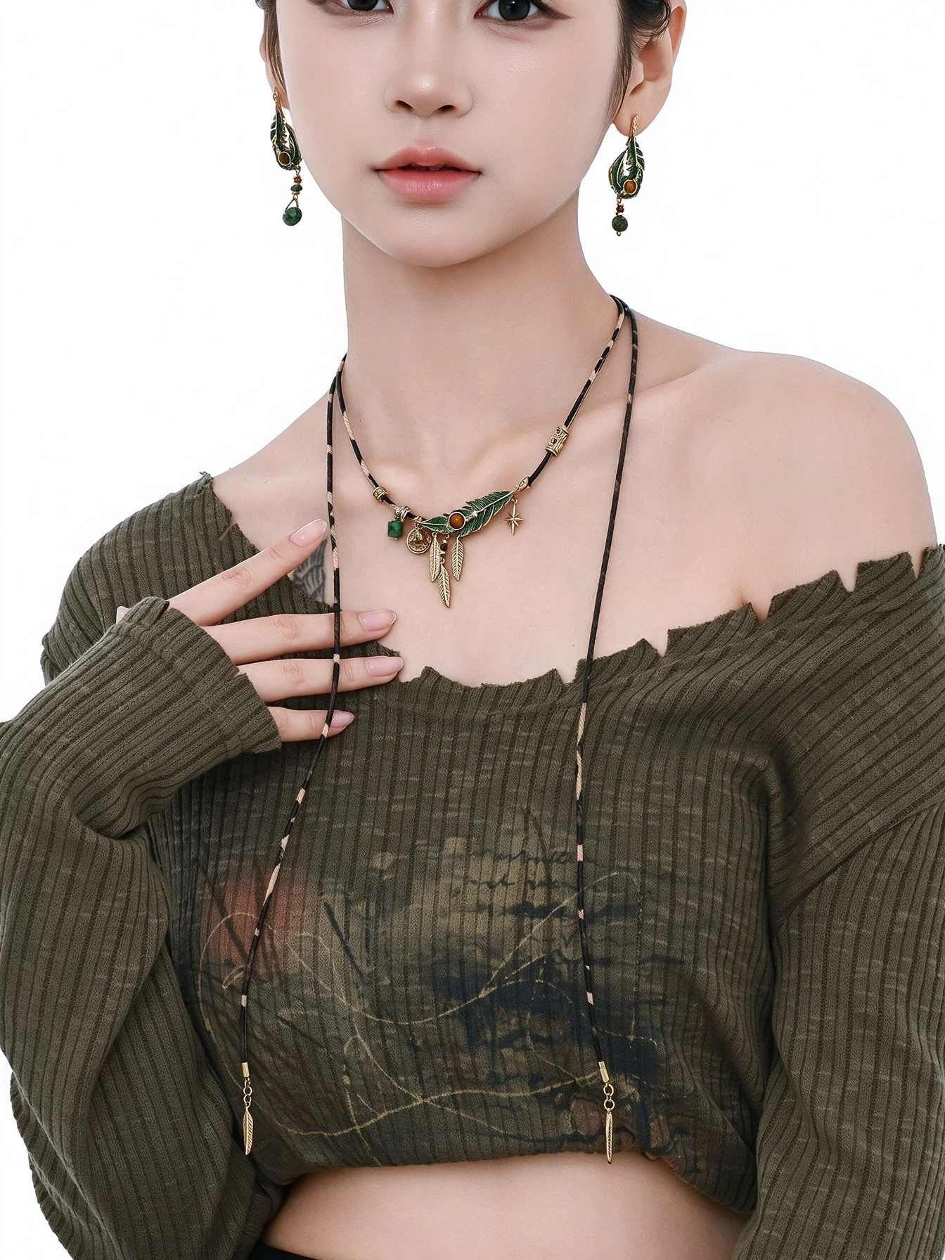 Bohemian Hand-Braided Long Green Feather Necklace | Vintage Ethnic Woven Lariat Y-Necklace
