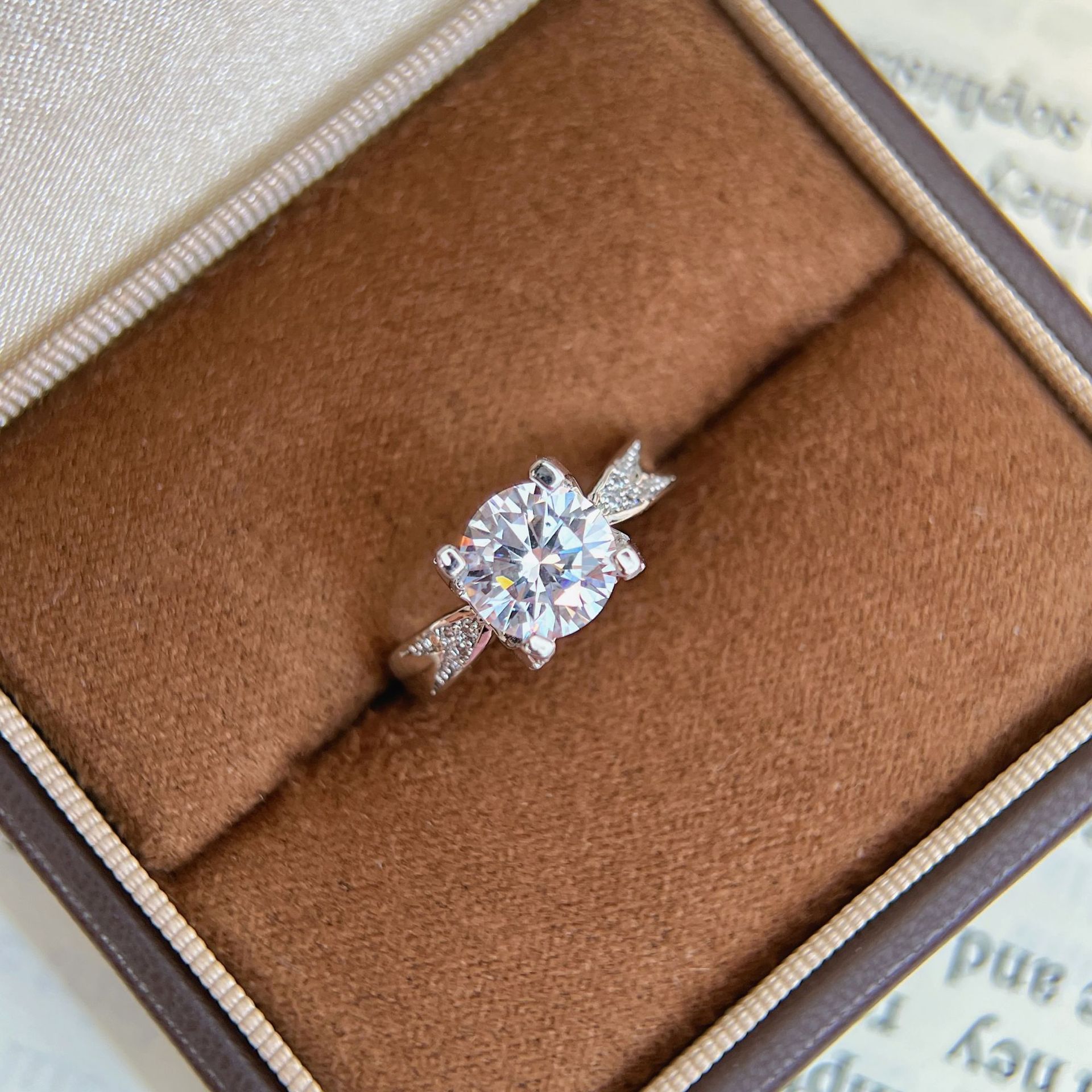 S925 Sterling Silver Moissanite Engagement Ring