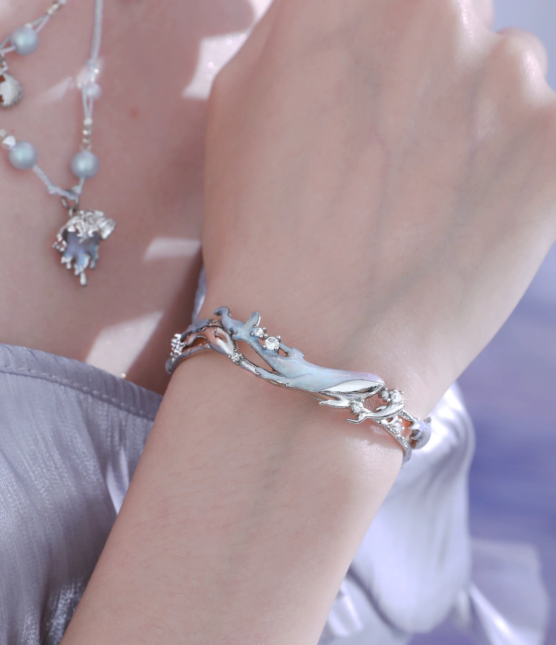 Atlantean Whale 3D Relief Cuff Bracelet | Original Niche Sweet Cool Premium Bangle & Pearl Bracelet Set