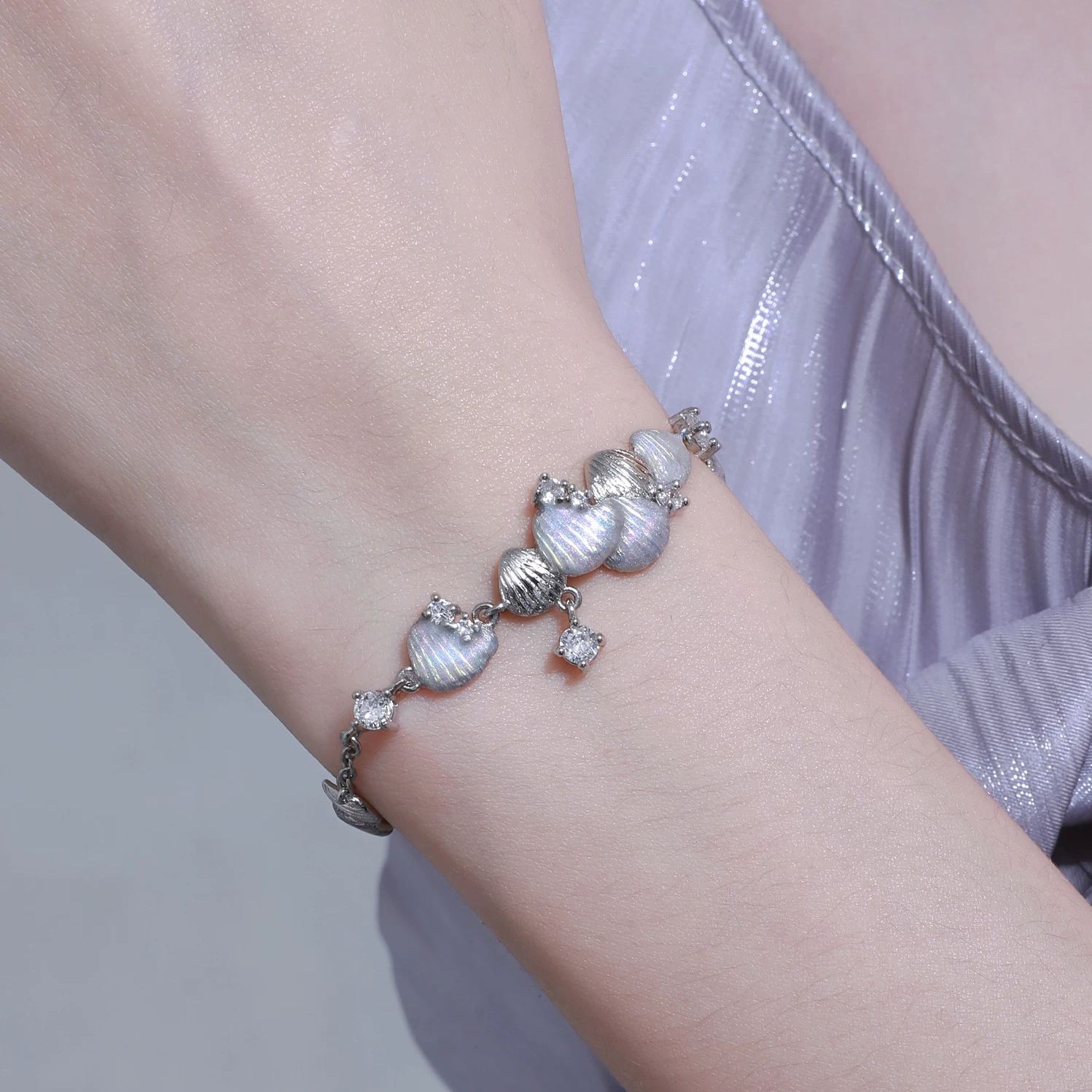 Mermaid Scale Dainty Bracelet, Delicate Silver Stackable Wrist Jewelry for Women