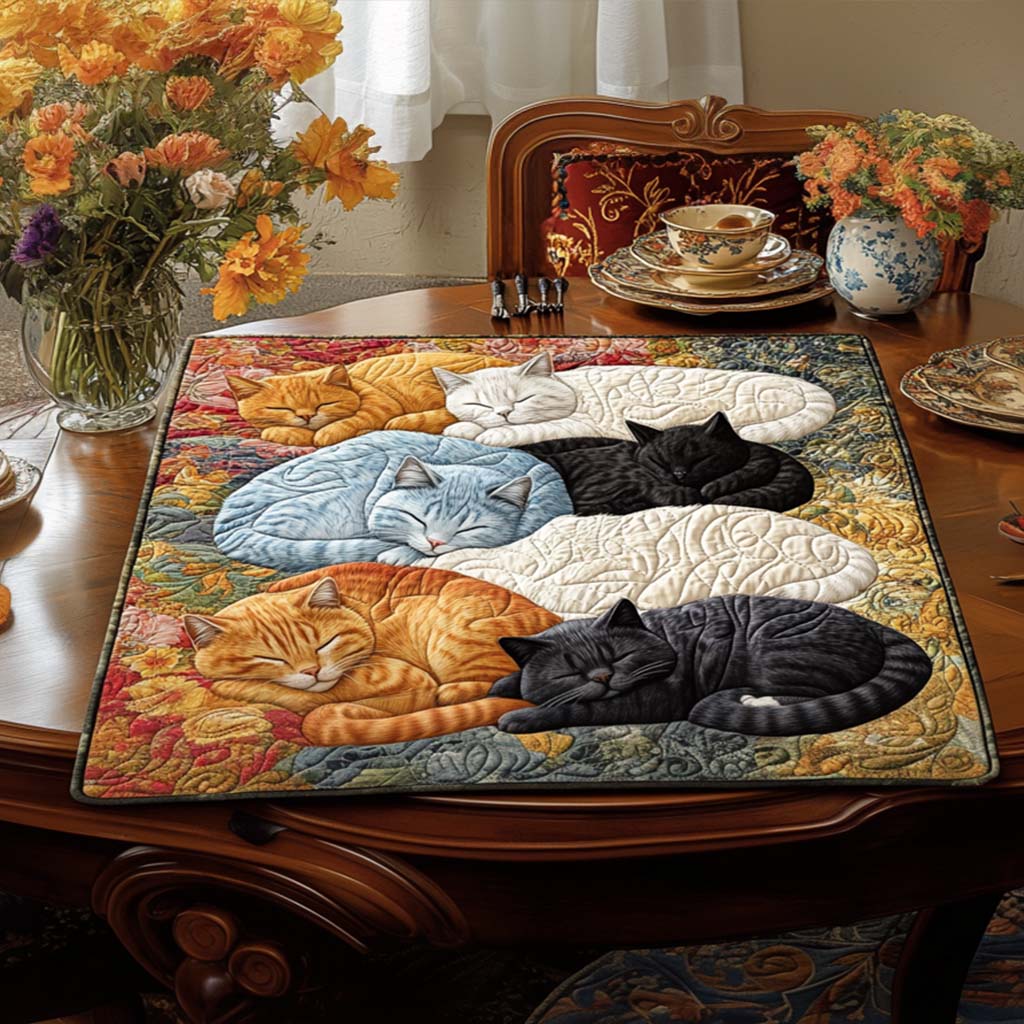 Chubby Paw Quilted Table Topper NCU0NNT1109