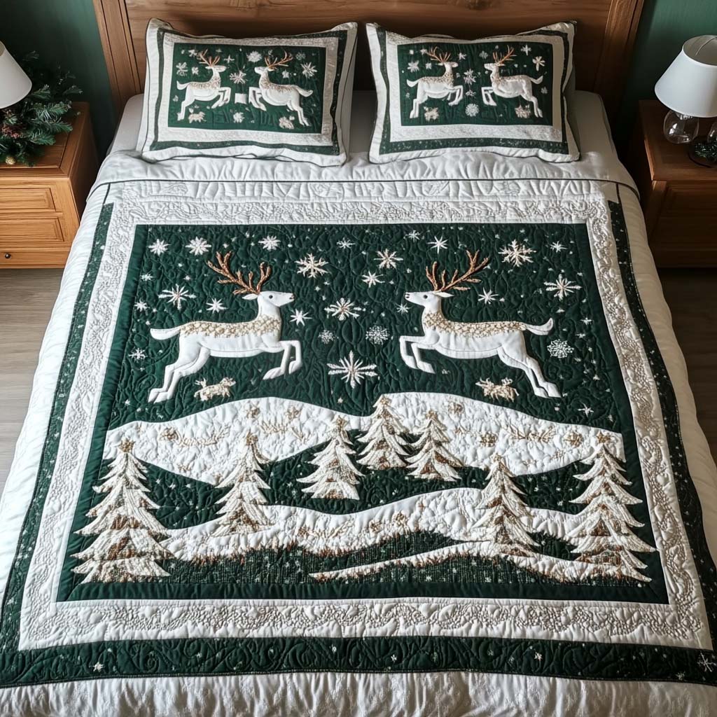 Enchanted Reindeer 3-Piece Quilted Bedding Set NCU0NT1845