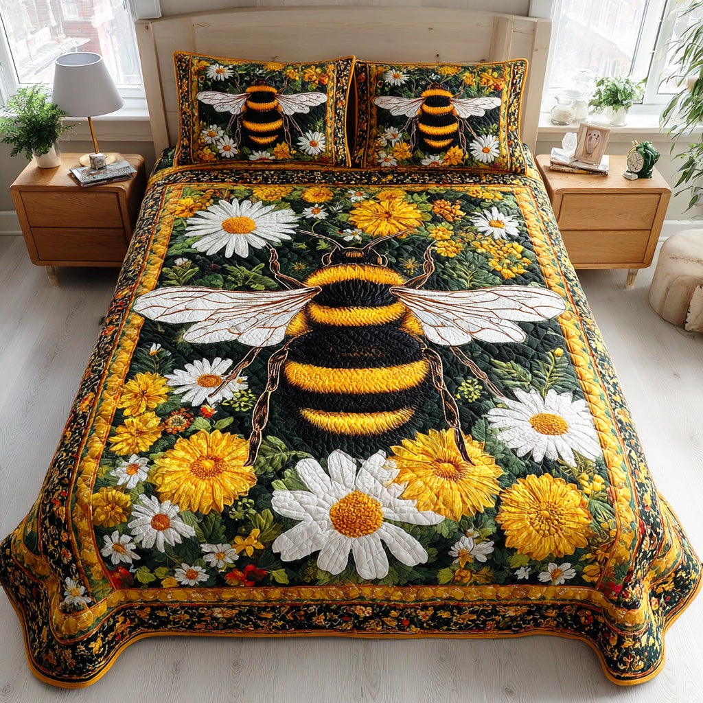 Golden Hive 3-Piece Quilted Bedding Set NCU0NTD621