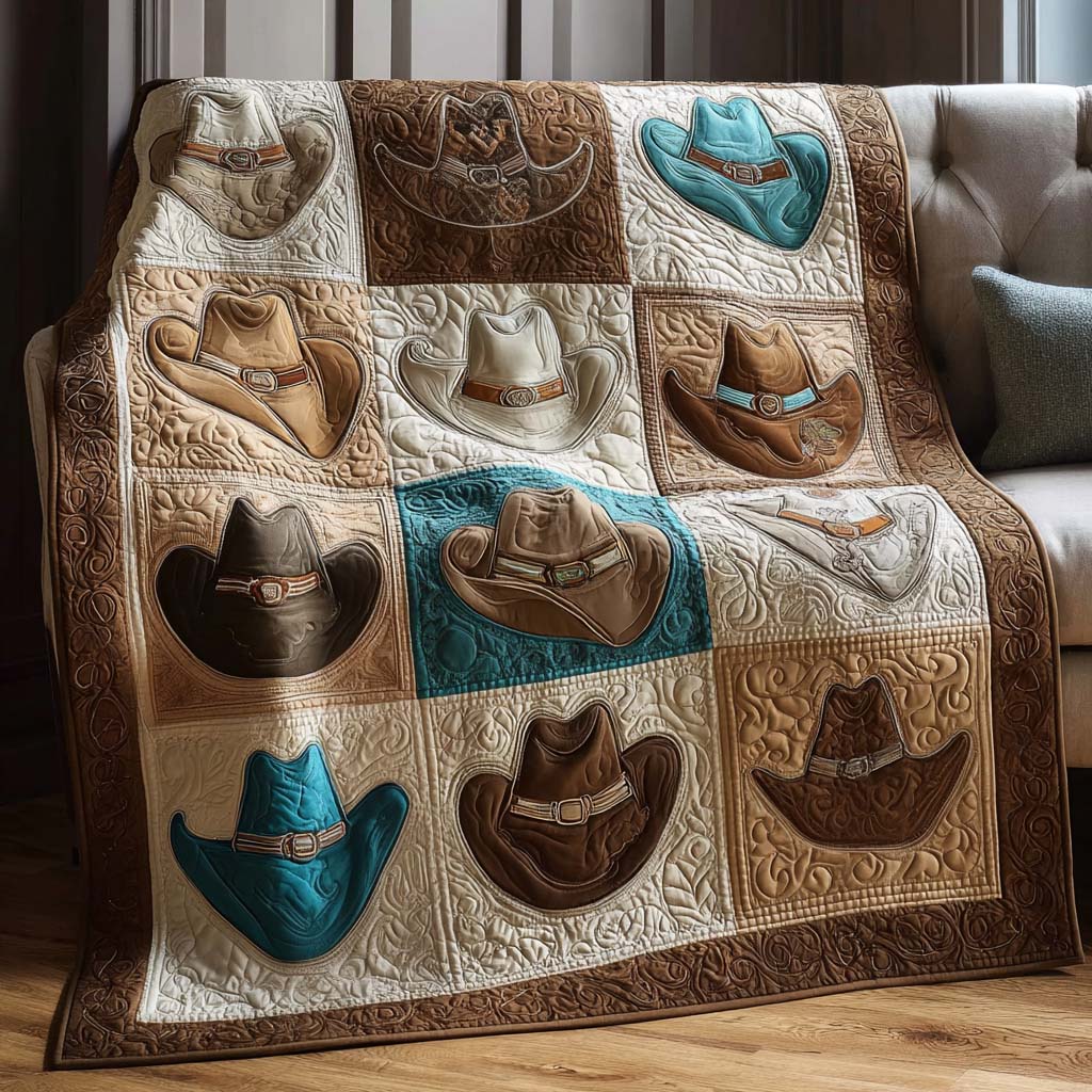 Hat Patches Quilted Blanket NCU0NNT2135
