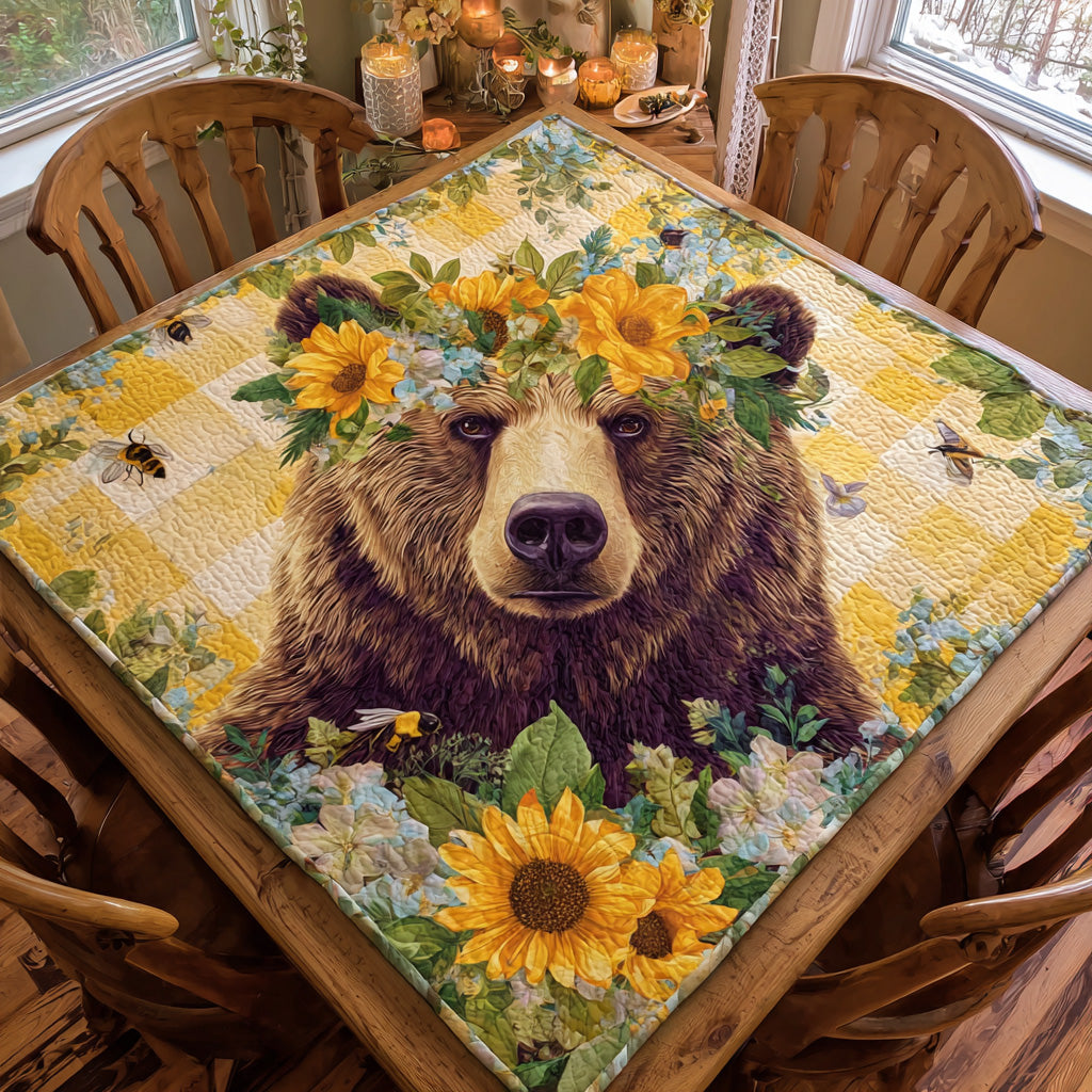 Honey Paws Quilted Table Topper NCU0DV931
