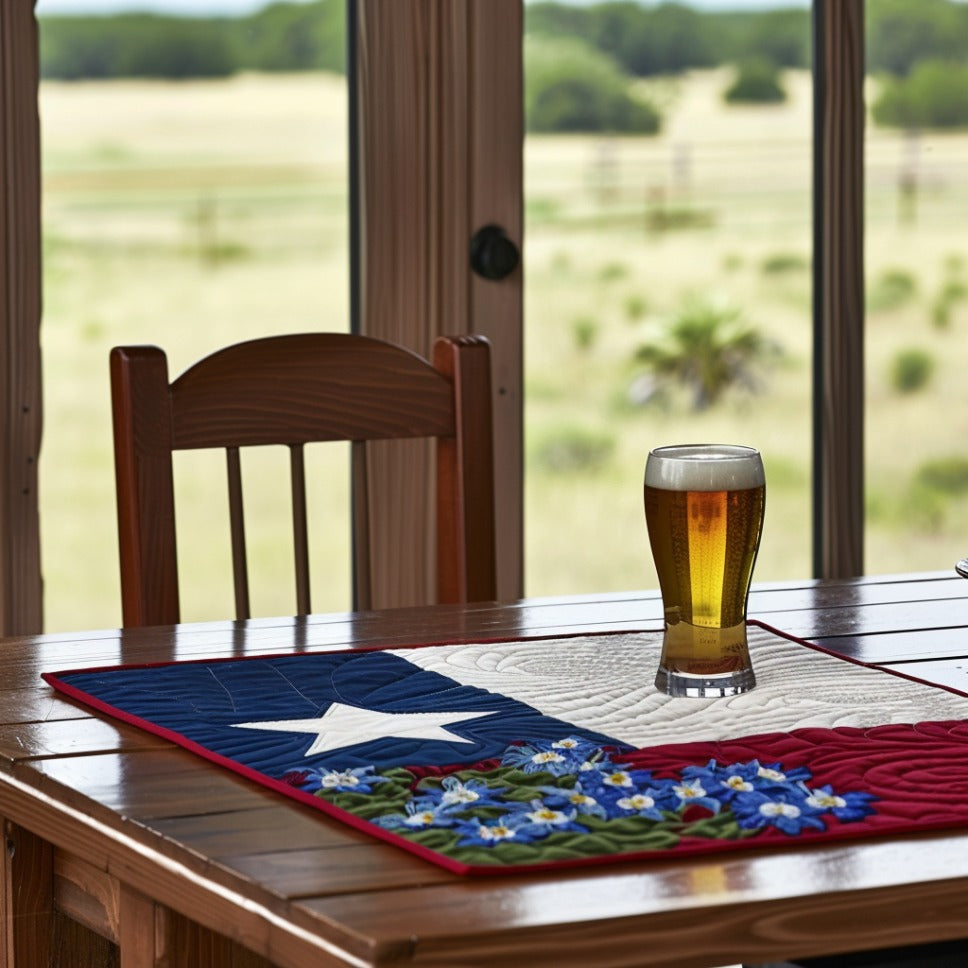 Lone Star Bloom Quilted Table Topper NCU0DV698