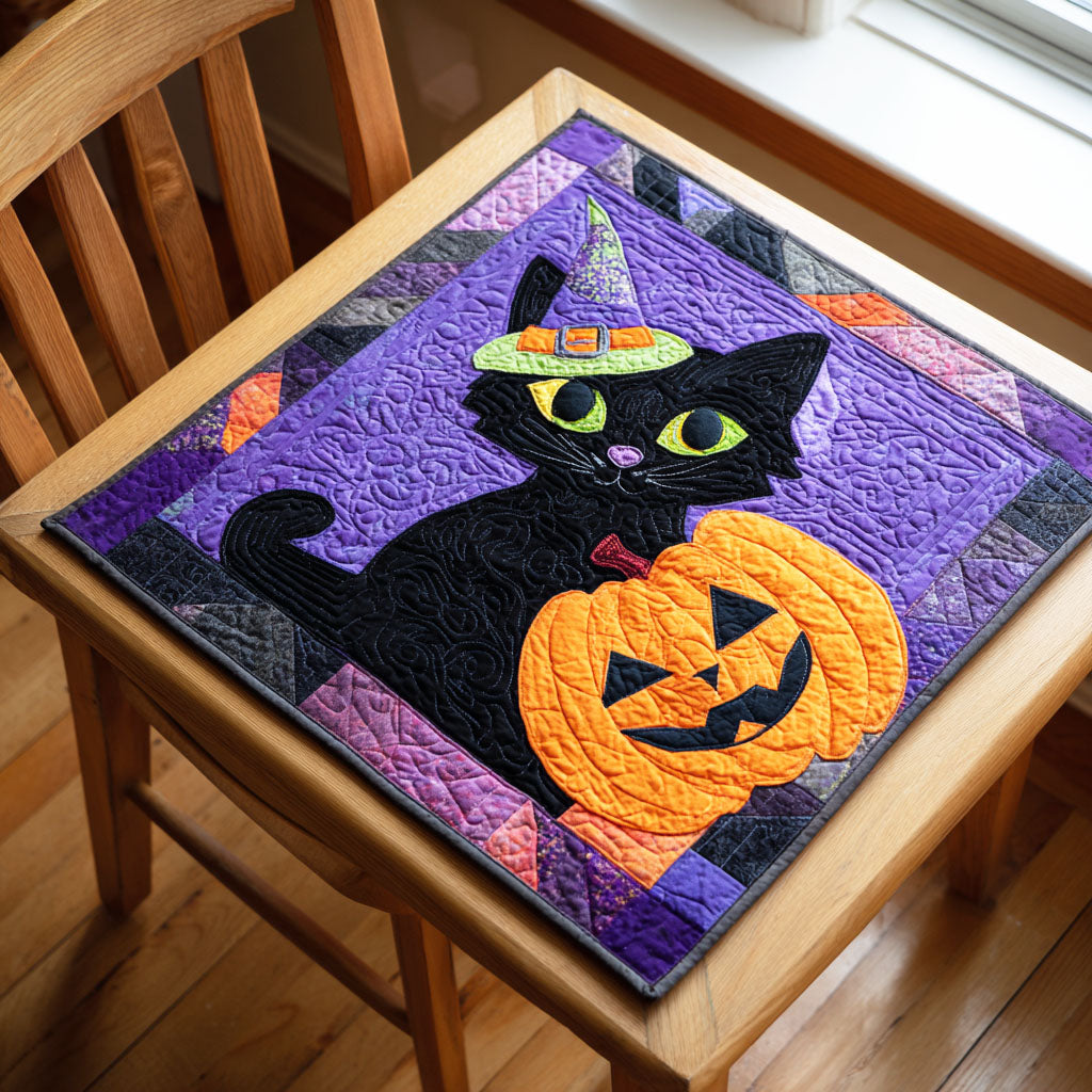 Rustic Prowler Quilted Table Topper NCU0NTD245
