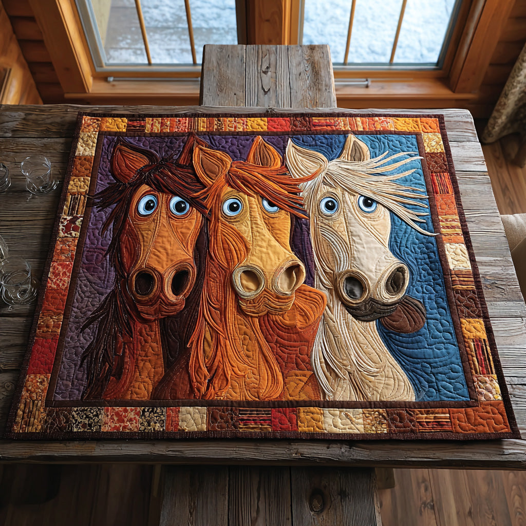Twilight Gallop Quilted Table Topper NCU0DV945
