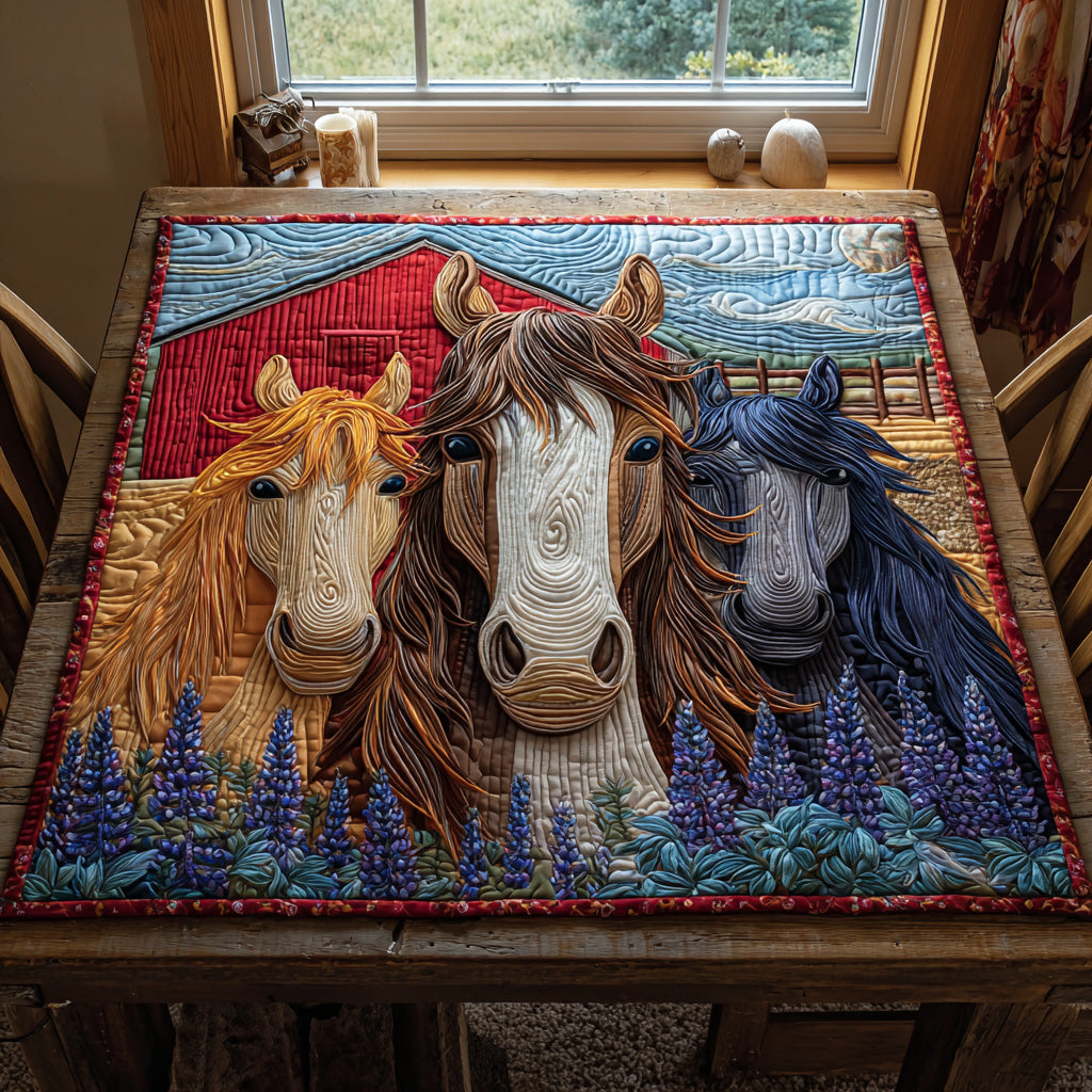 Whispering Mane Quilted Table Topper NCU0DV940