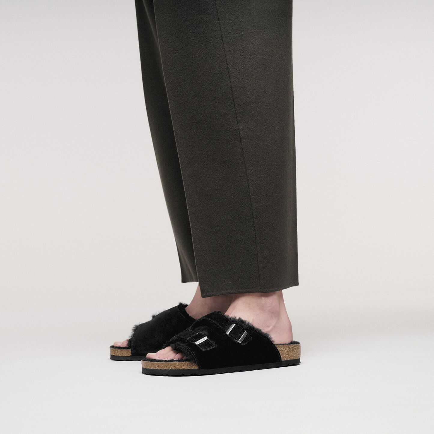 취리히 램스킨 스웨이드 가죽 - 블랙 - 1030634 - 이미지 6