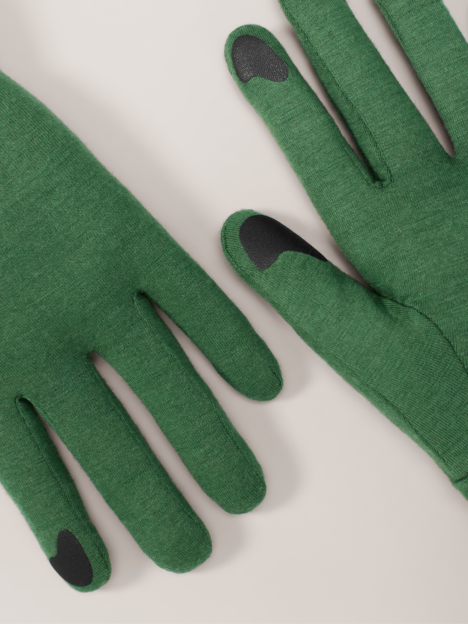 고딕 글러브 - EDEN - 2