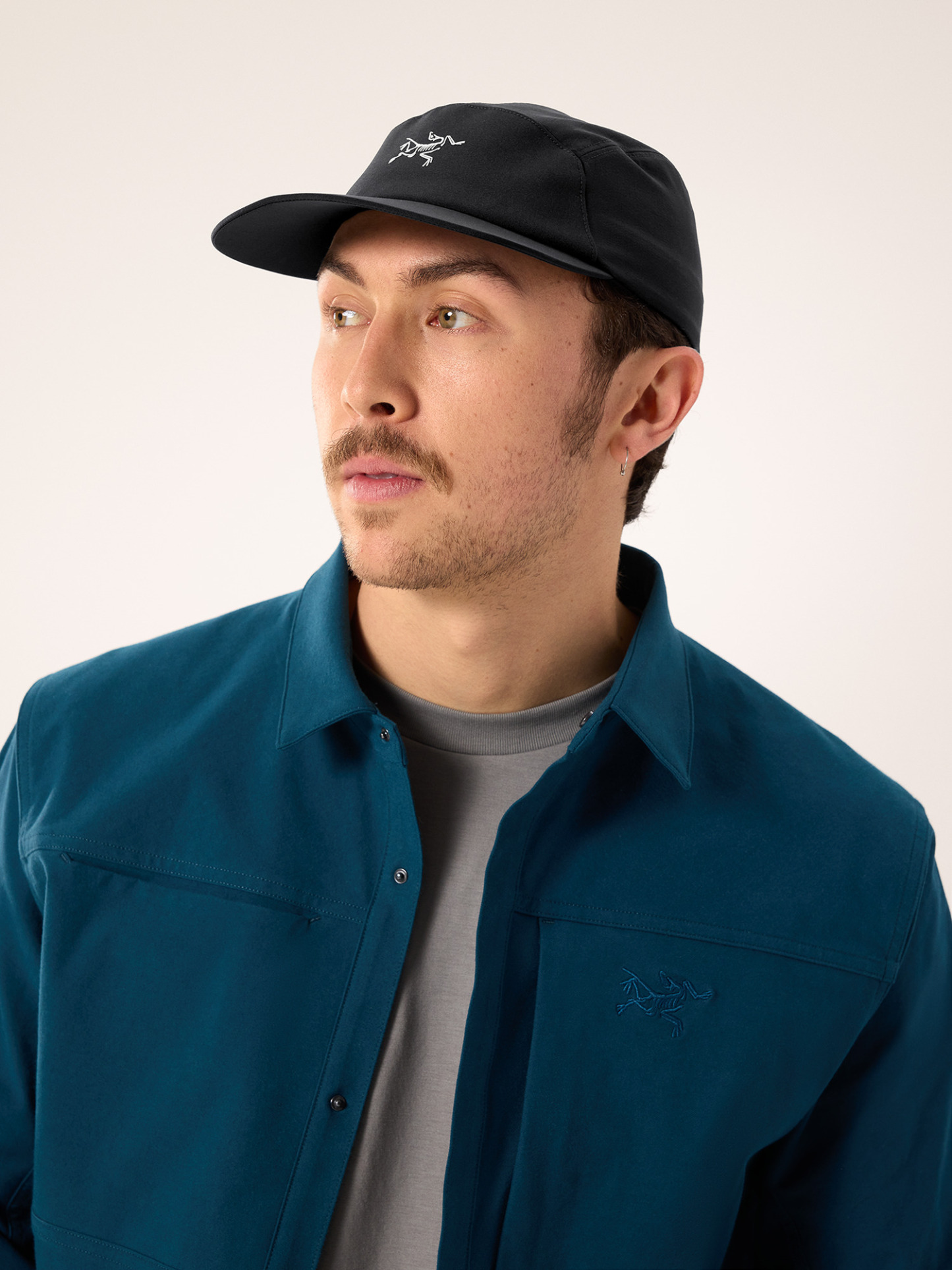 감마 5 패널 캡 - BLACK / ARCTIC SILK - 3