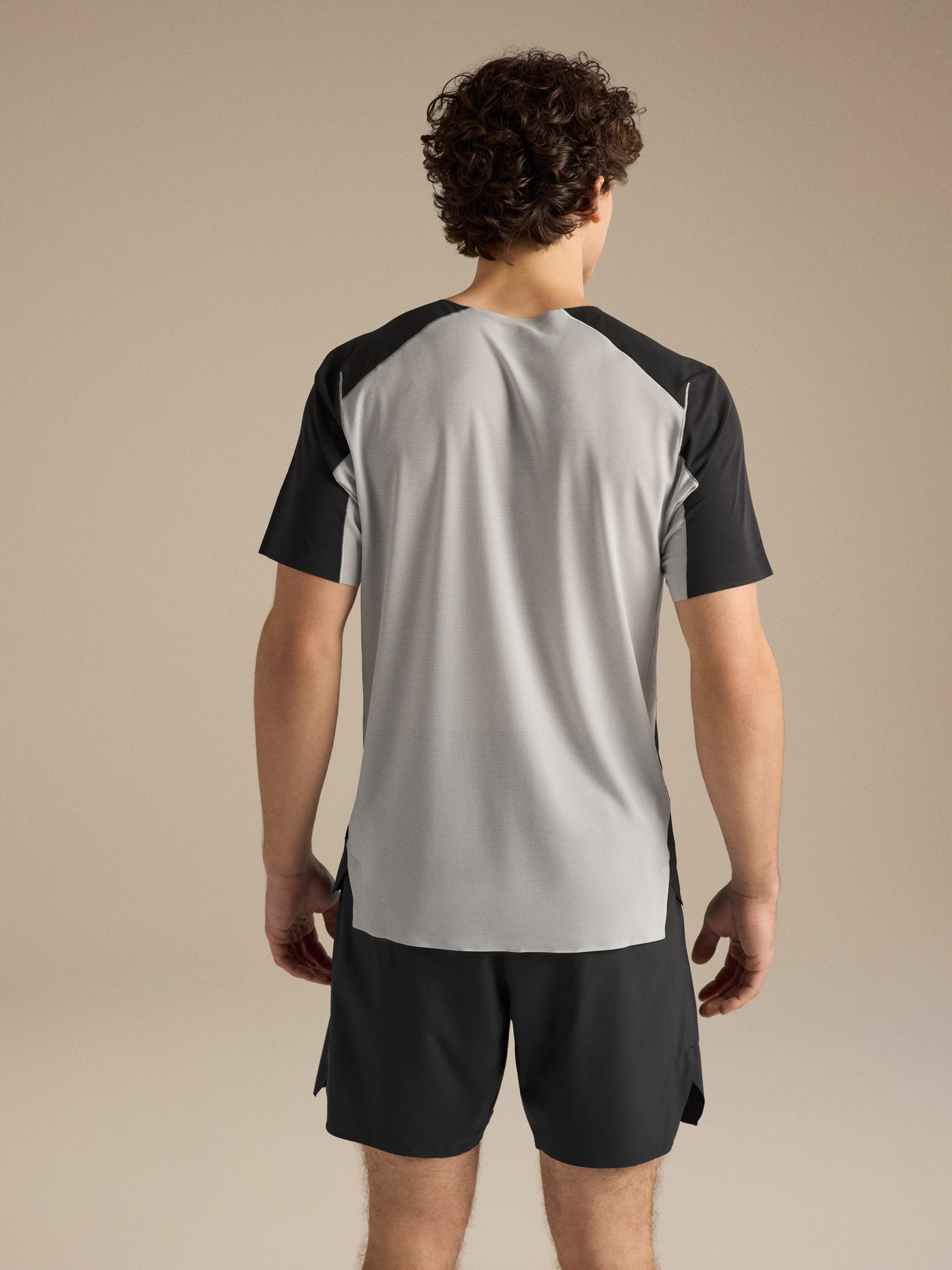 노반 다운워드 로고 셔츠 SS 남성 - BLACK / SOLITUDE - 4