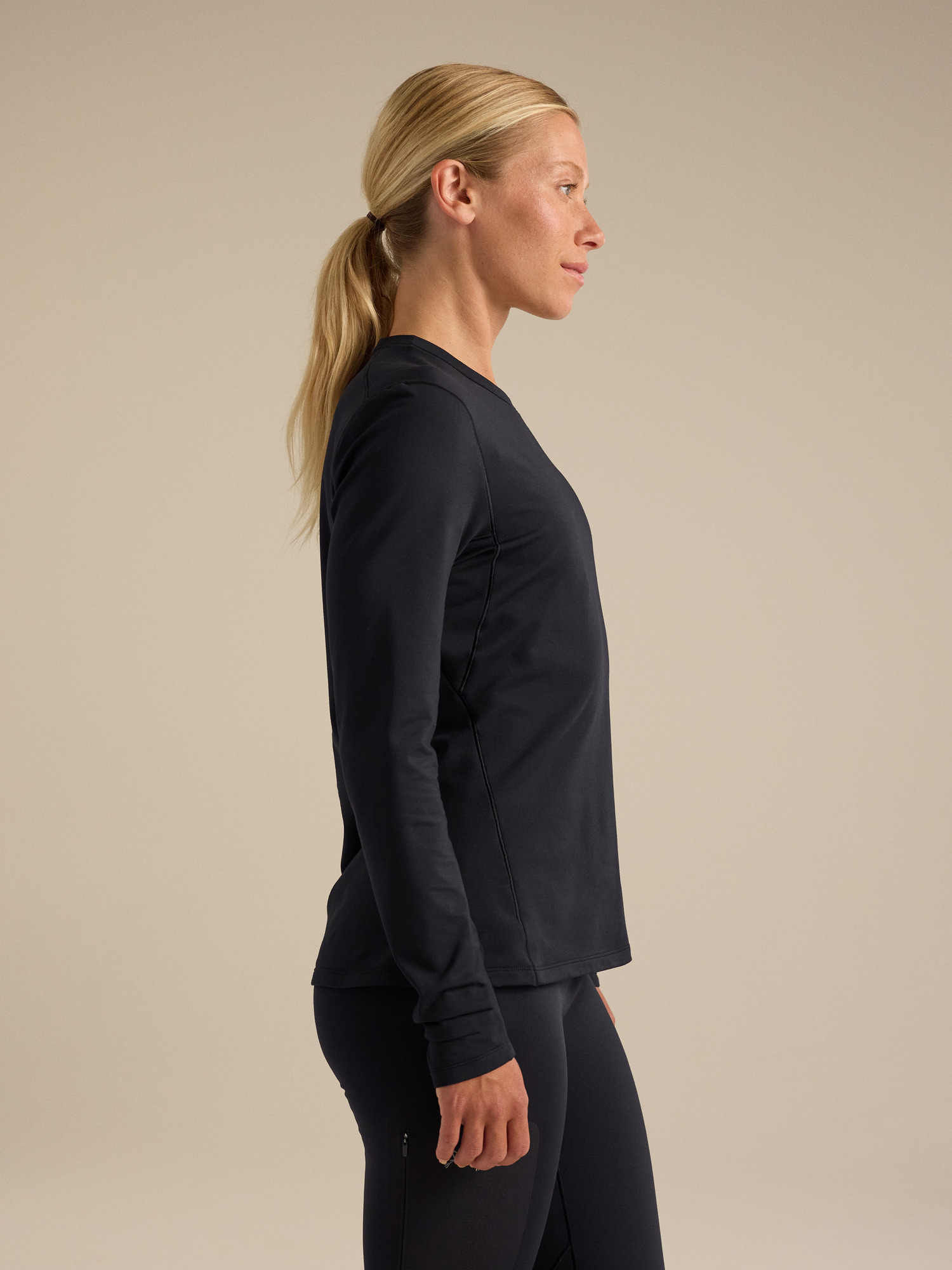 로 크루 넥 LS 여성 - BLACK - 5