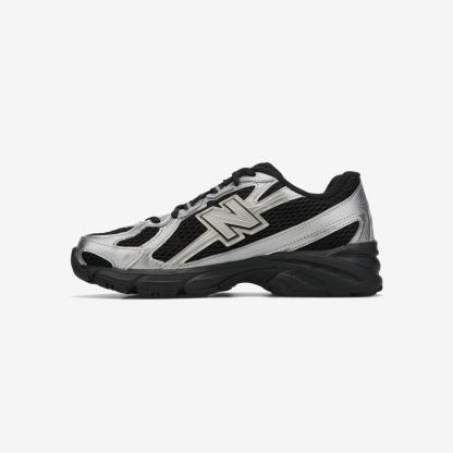 U74096I - Black
