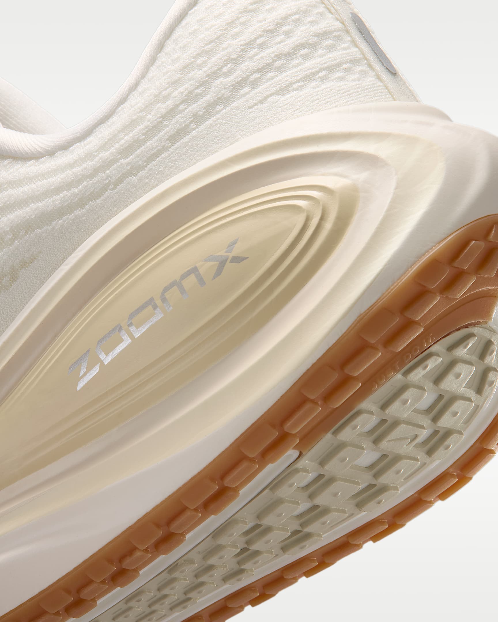 나이키 보메로 플러스 남성 로드 러닝화 - 세일/코코넛 밀크/라이트 카키/메탈릭 실버
