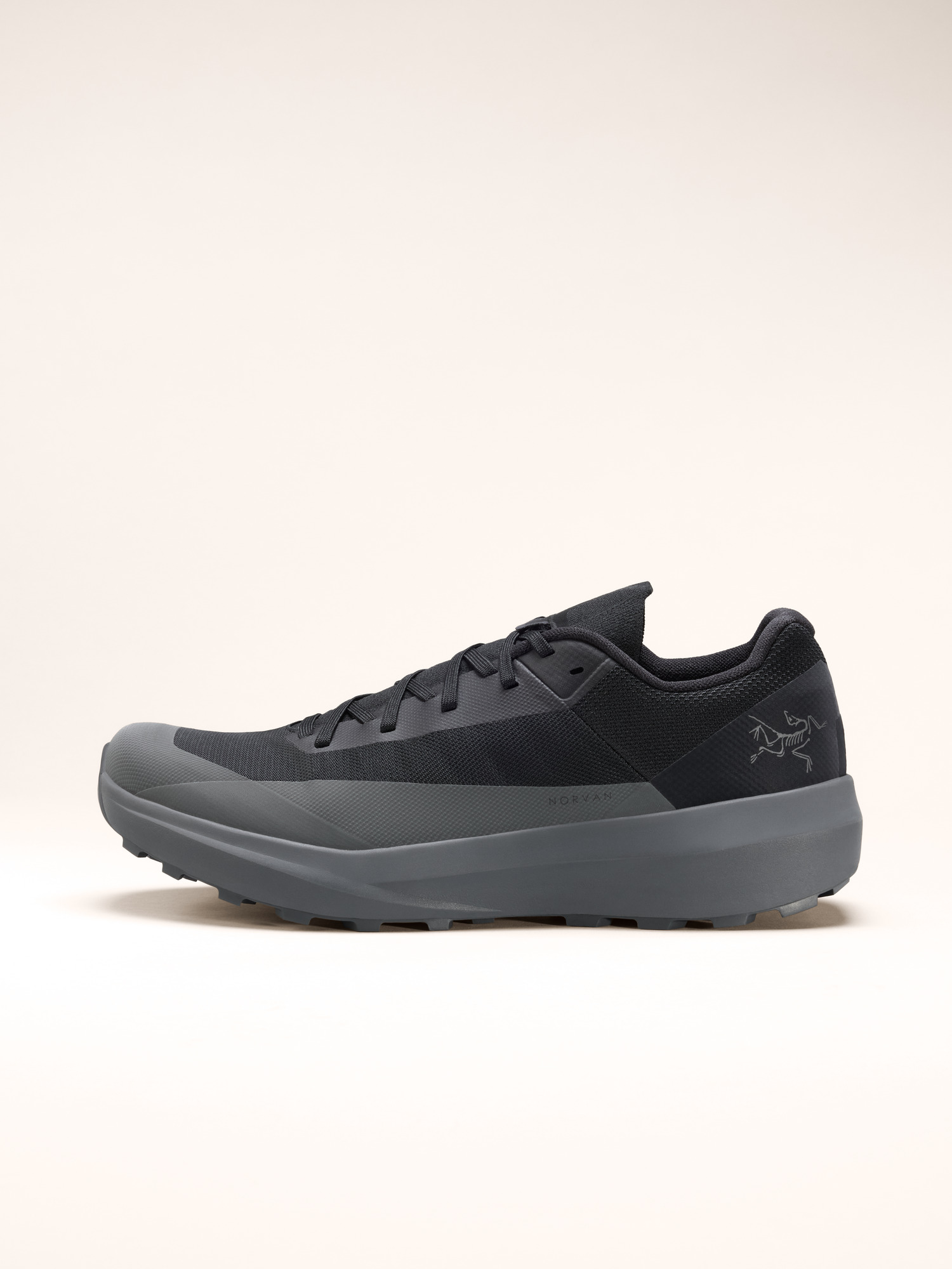 노반 LD 4 여성 - BLACK/GRAPHITE - 1