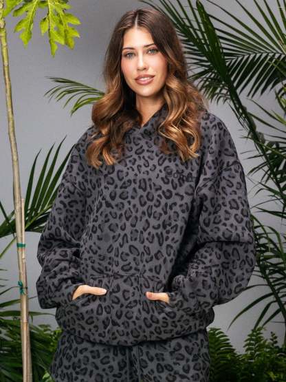 Panther / Nikki