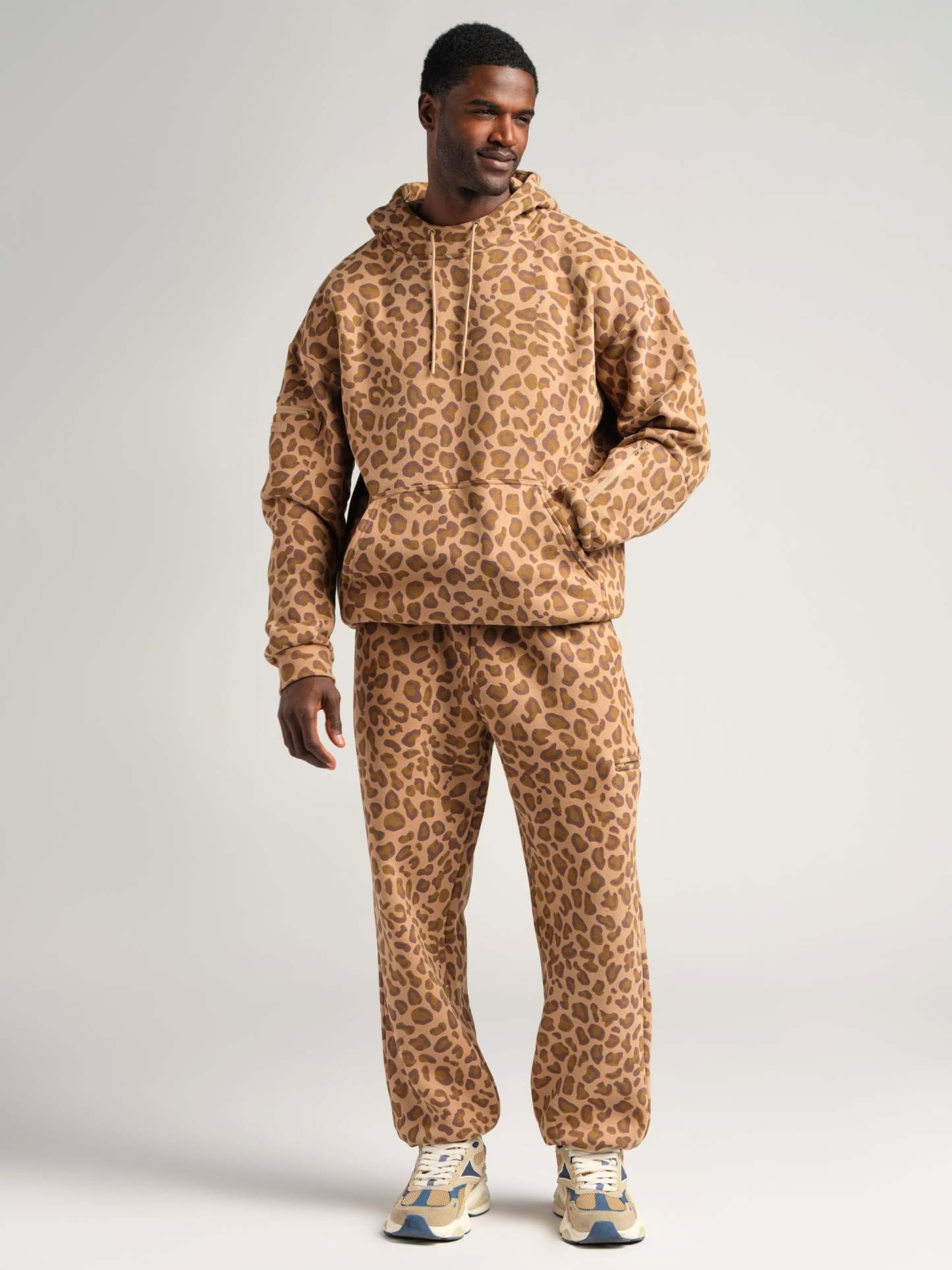 Brown Leopard / M
