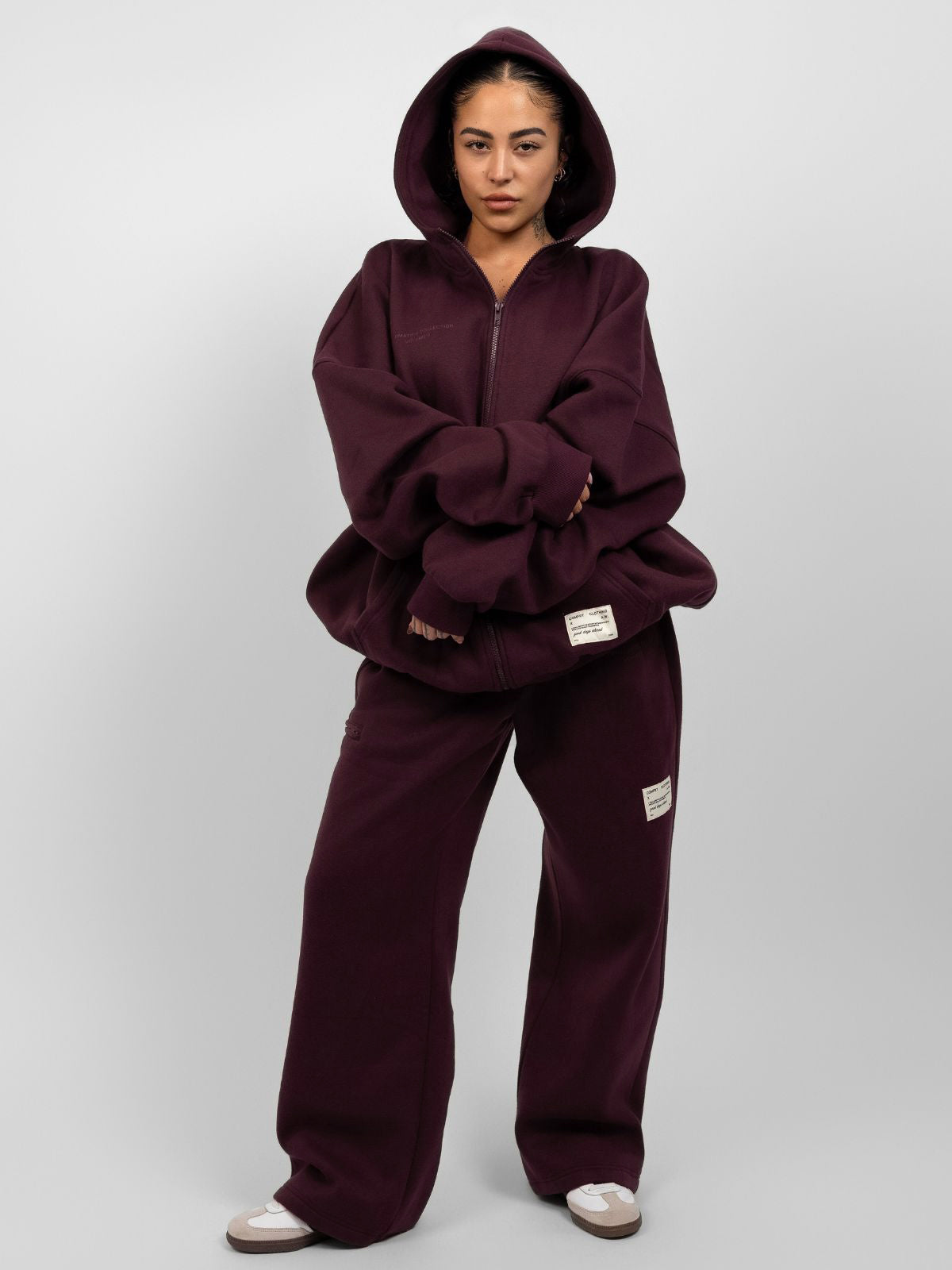 Maroon / F / Valen