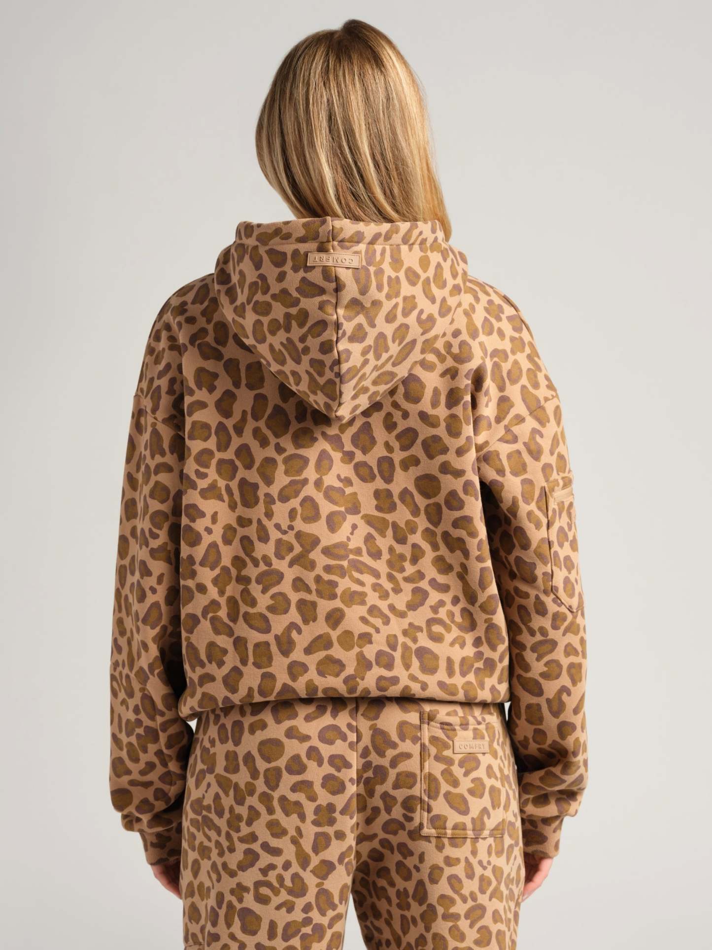 Brown Leopard / F