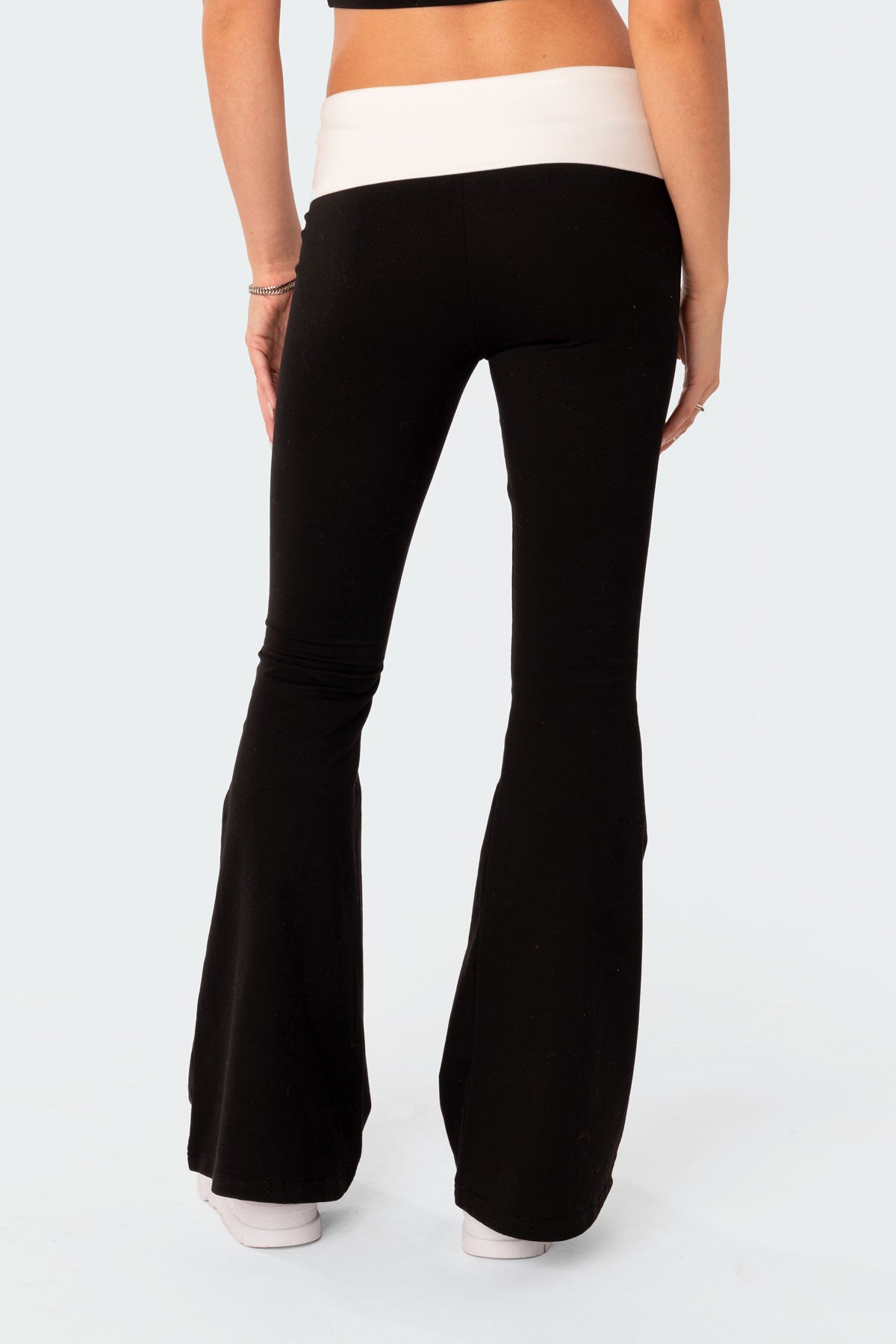 Contrast Fold Over Flared Leggings - BLACK AND WHITE