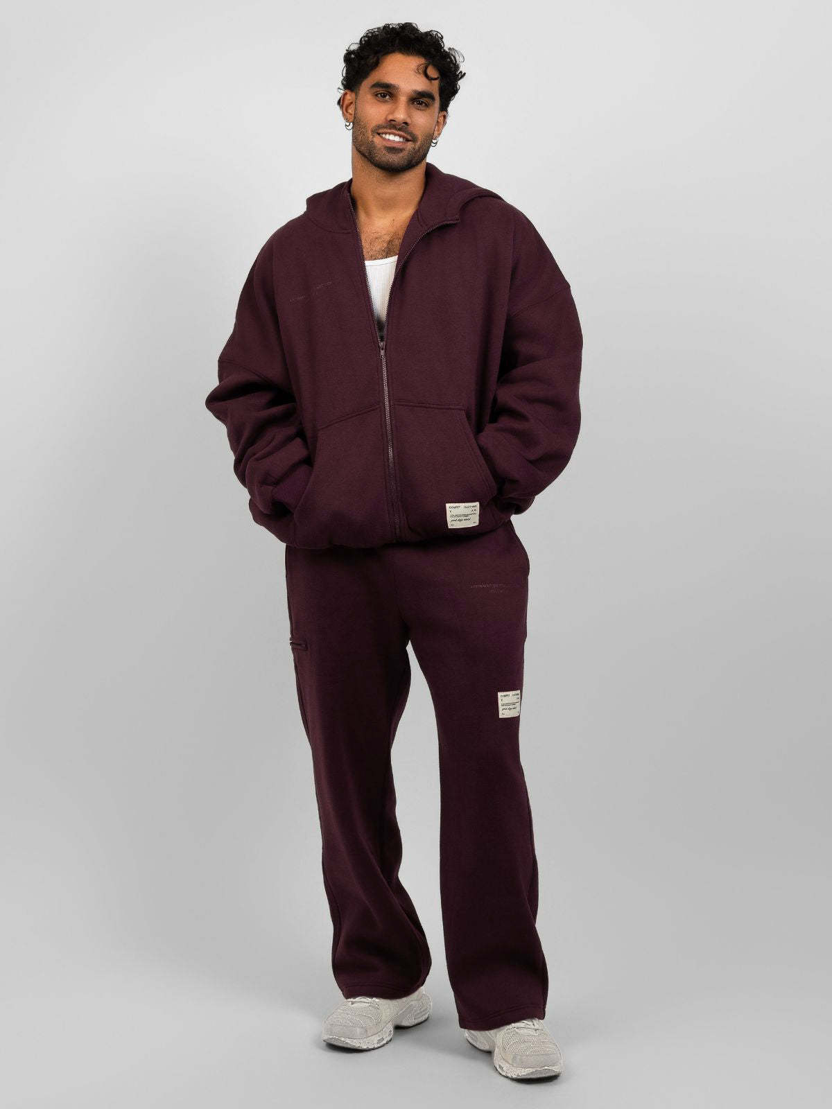 Maroon / M / Jared