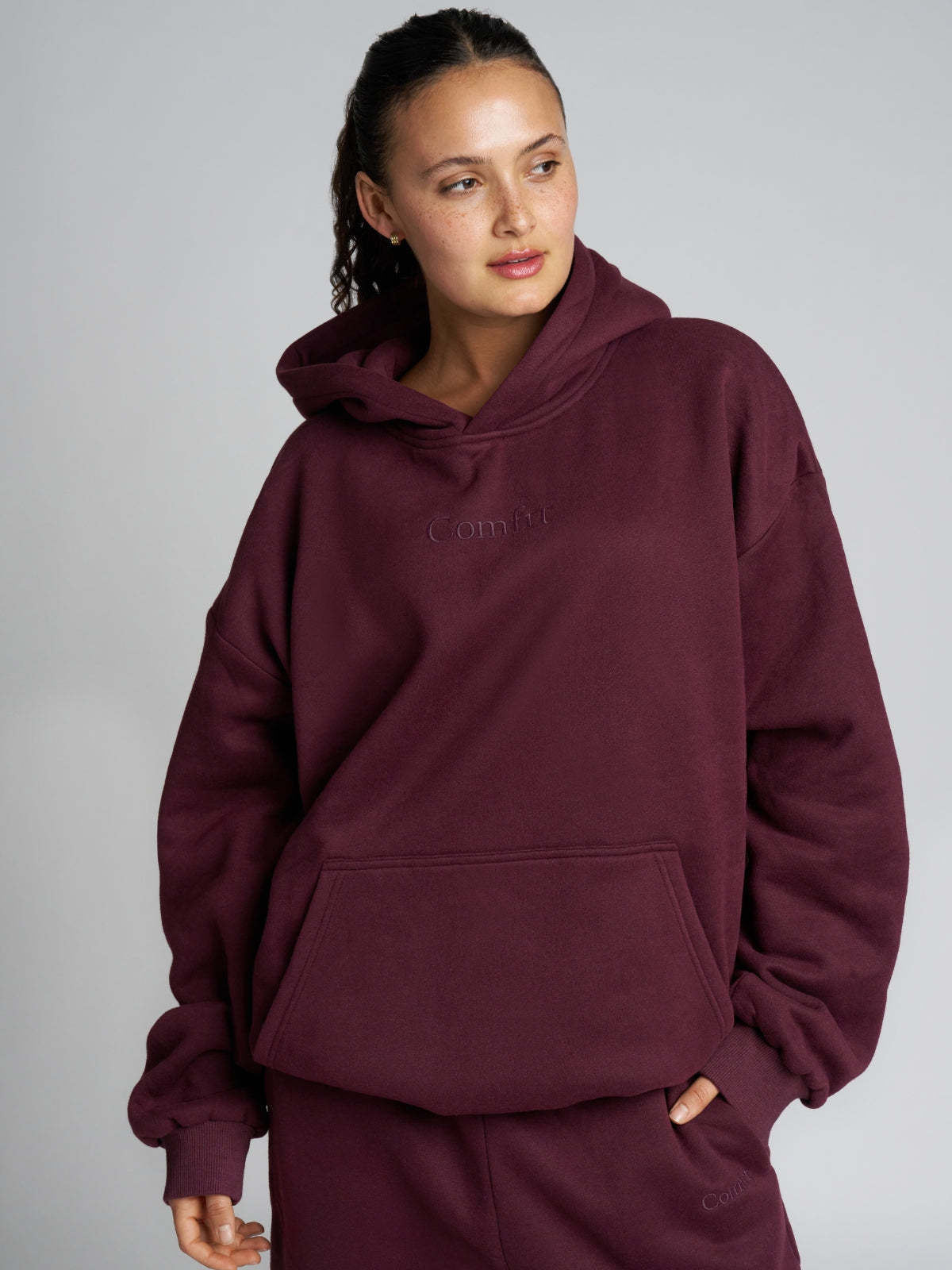 Maroon / F