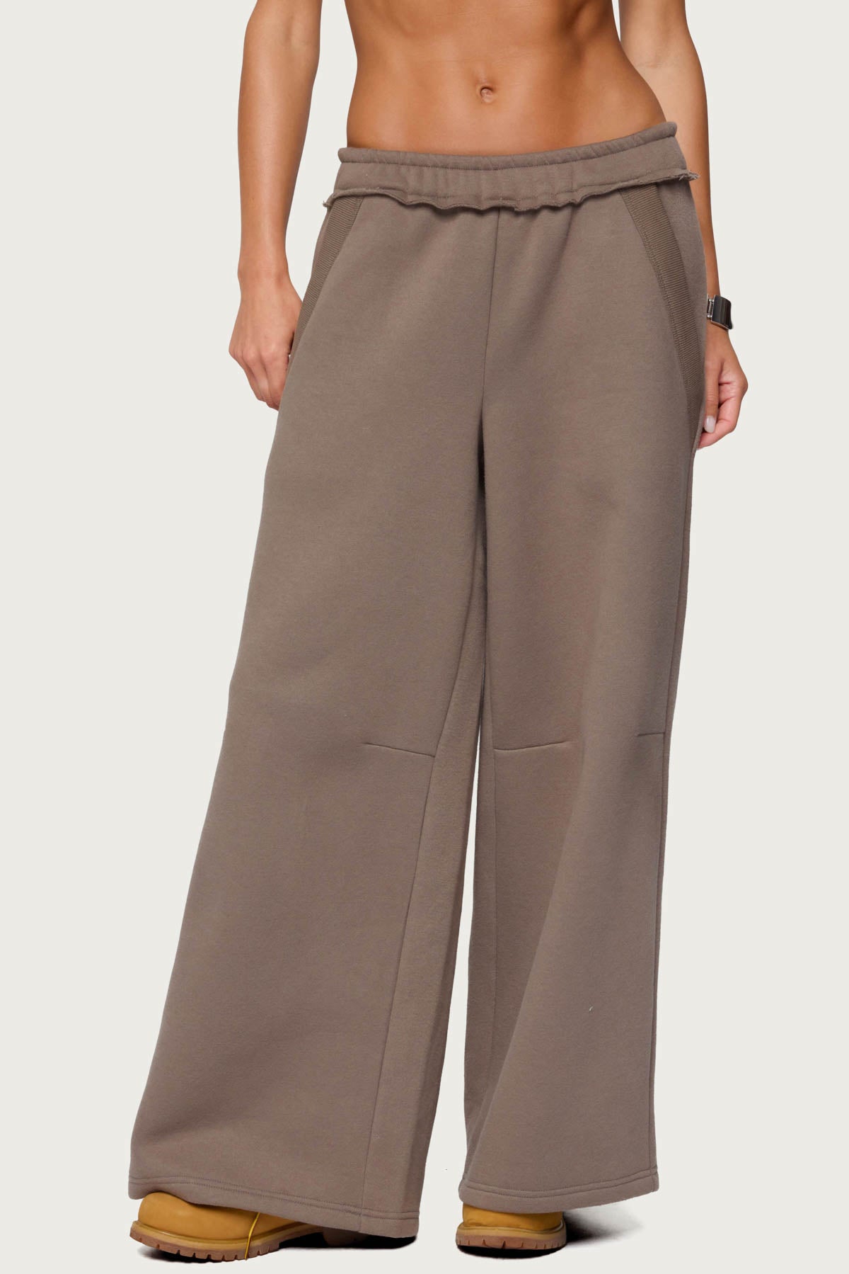 Kori Oversized Sweatpants - BROWN