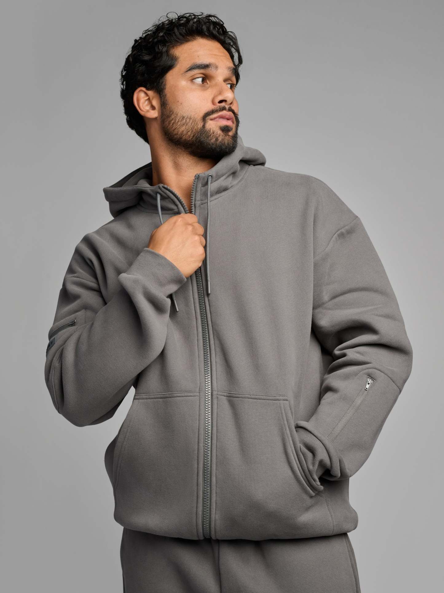 Steel Grey / M