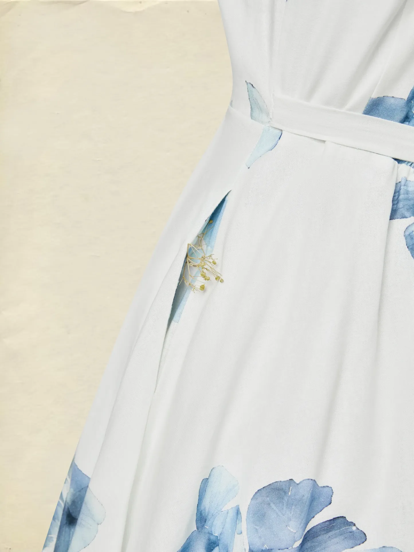 Maxi Cotton Dress, Sleeveless, Square Neck, Floral, Pocket Design, Vacation, Vintage, White - White