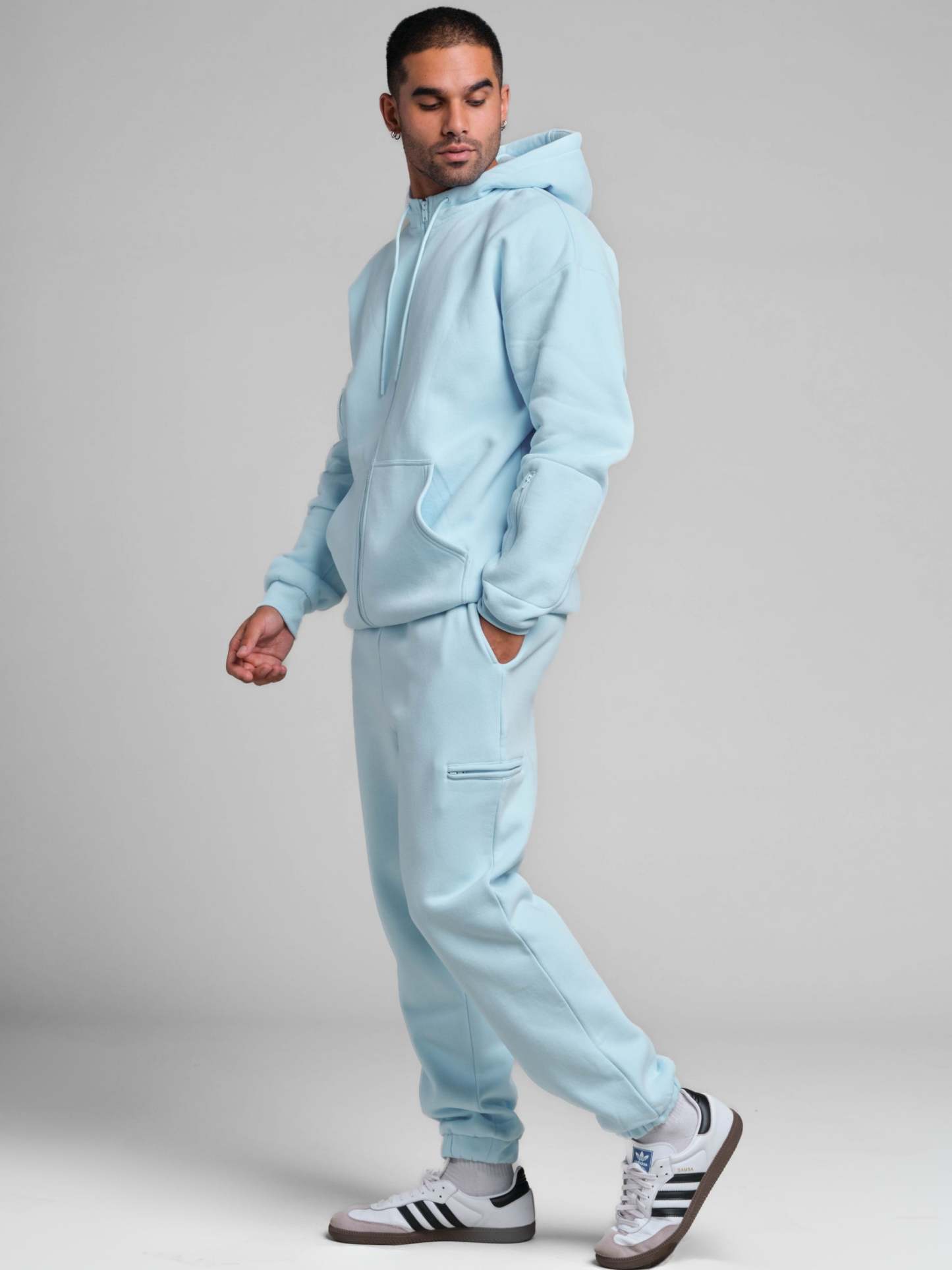 Baby Blue / M
