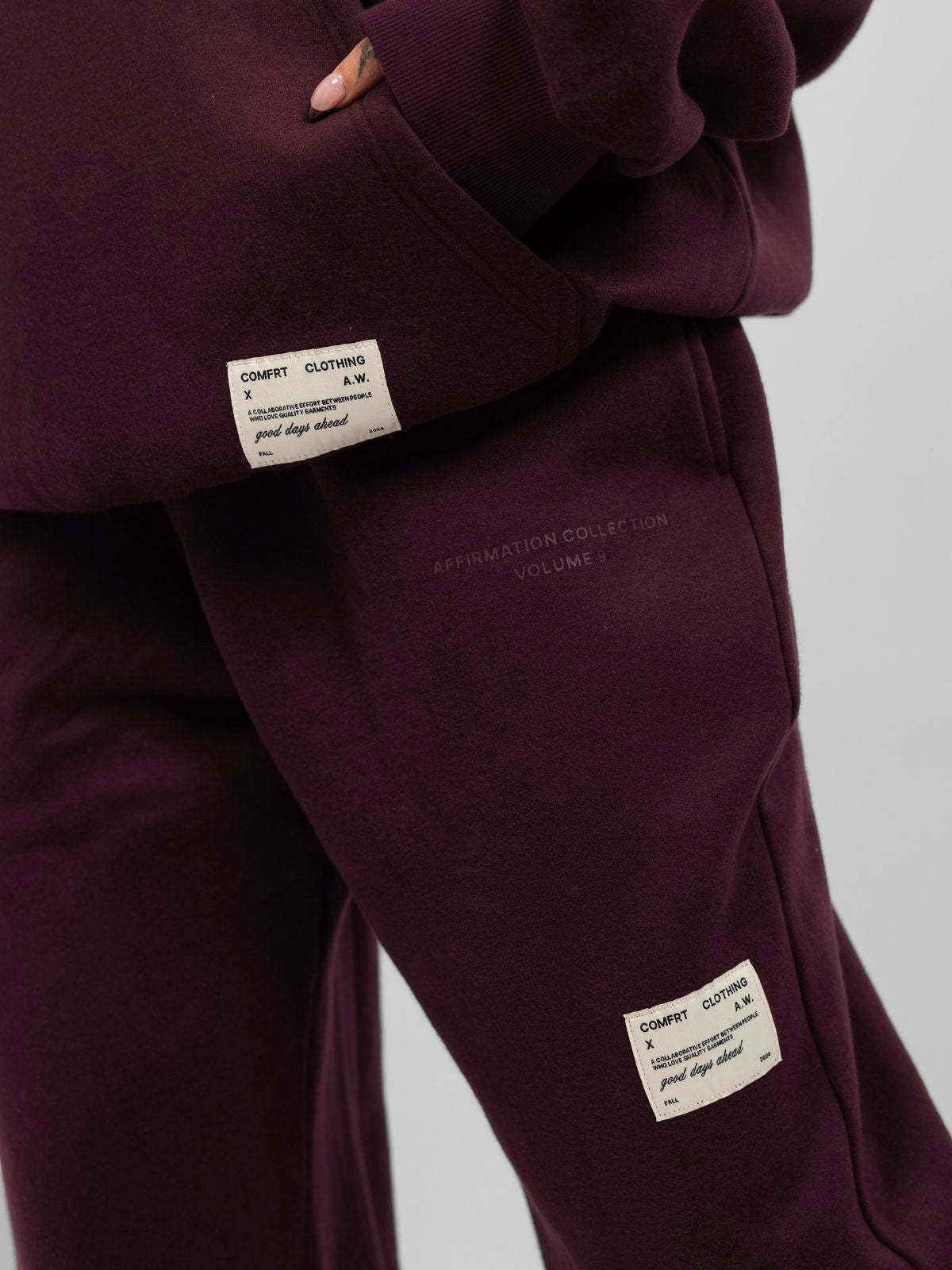 Maroon / F / Valen