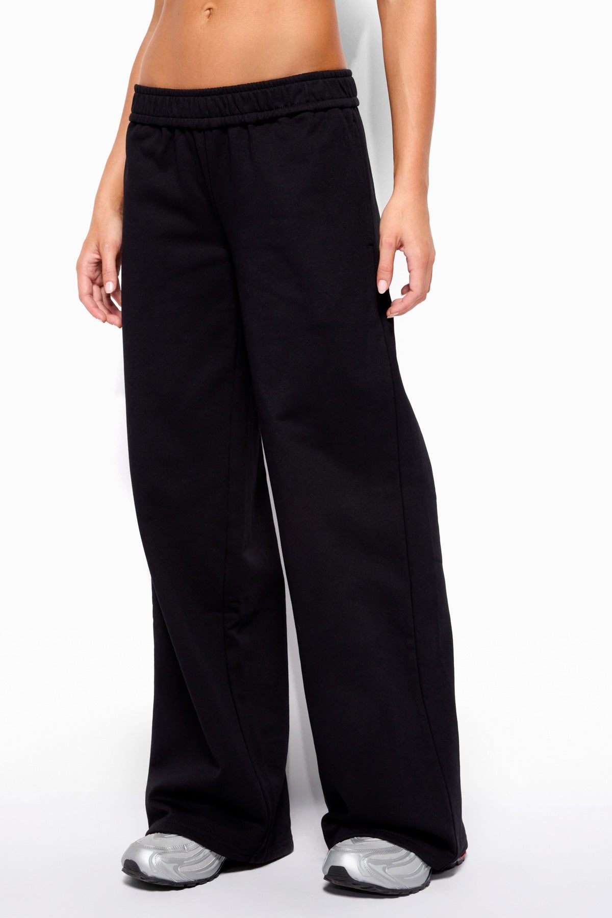 Byrdi Sweatpants - BLACK