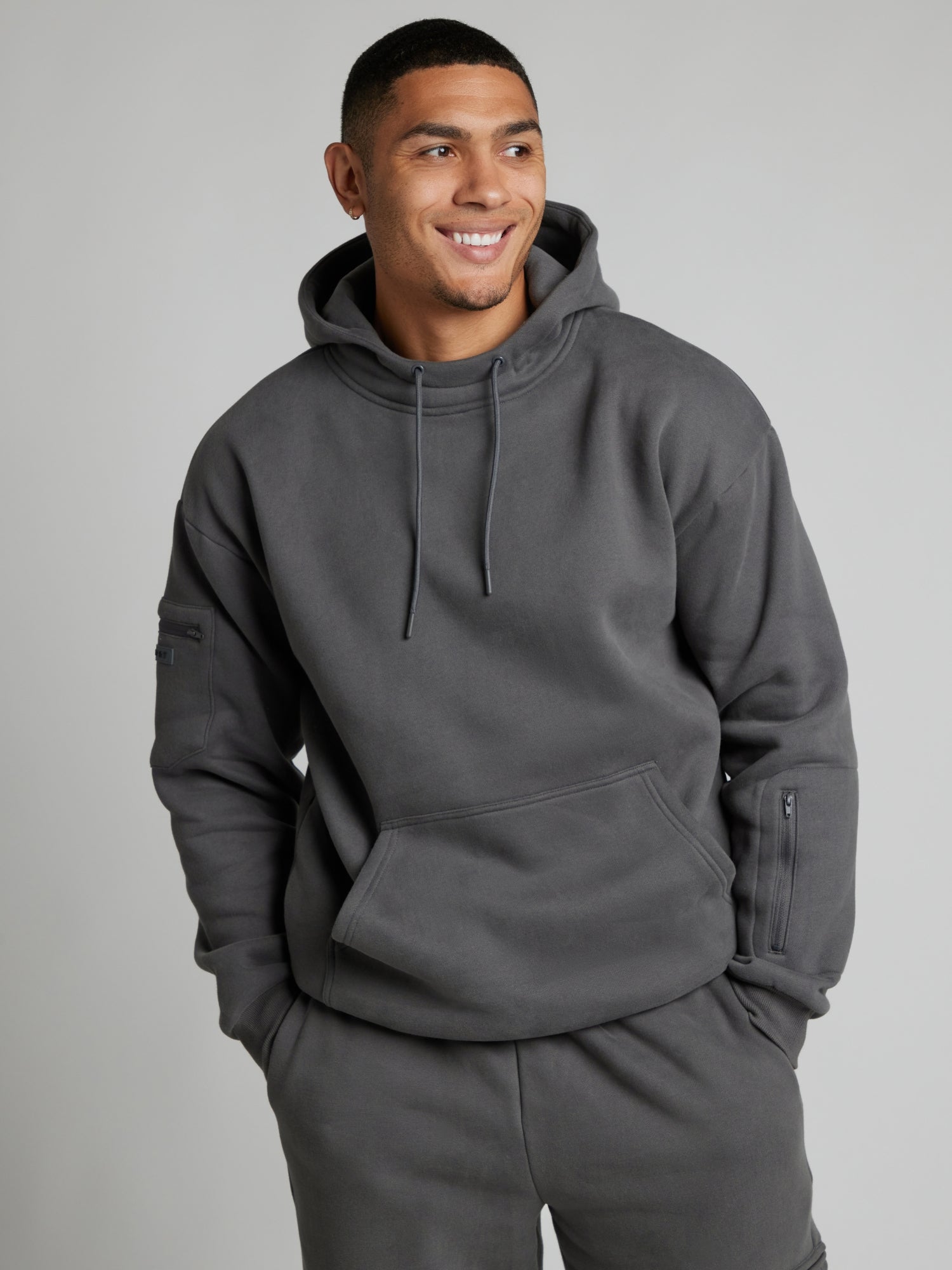 Steel Grey / M