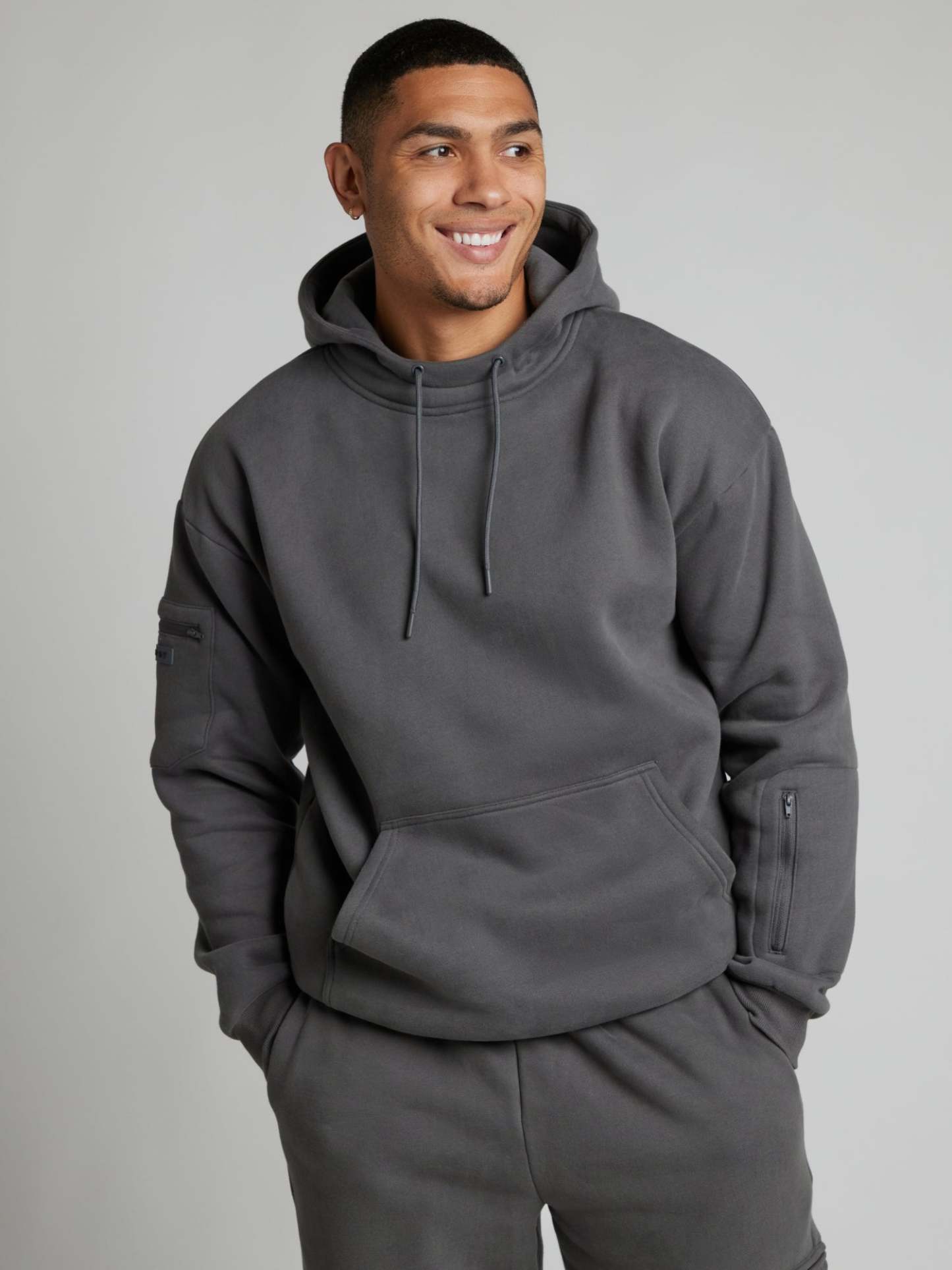 Steel Grey / M