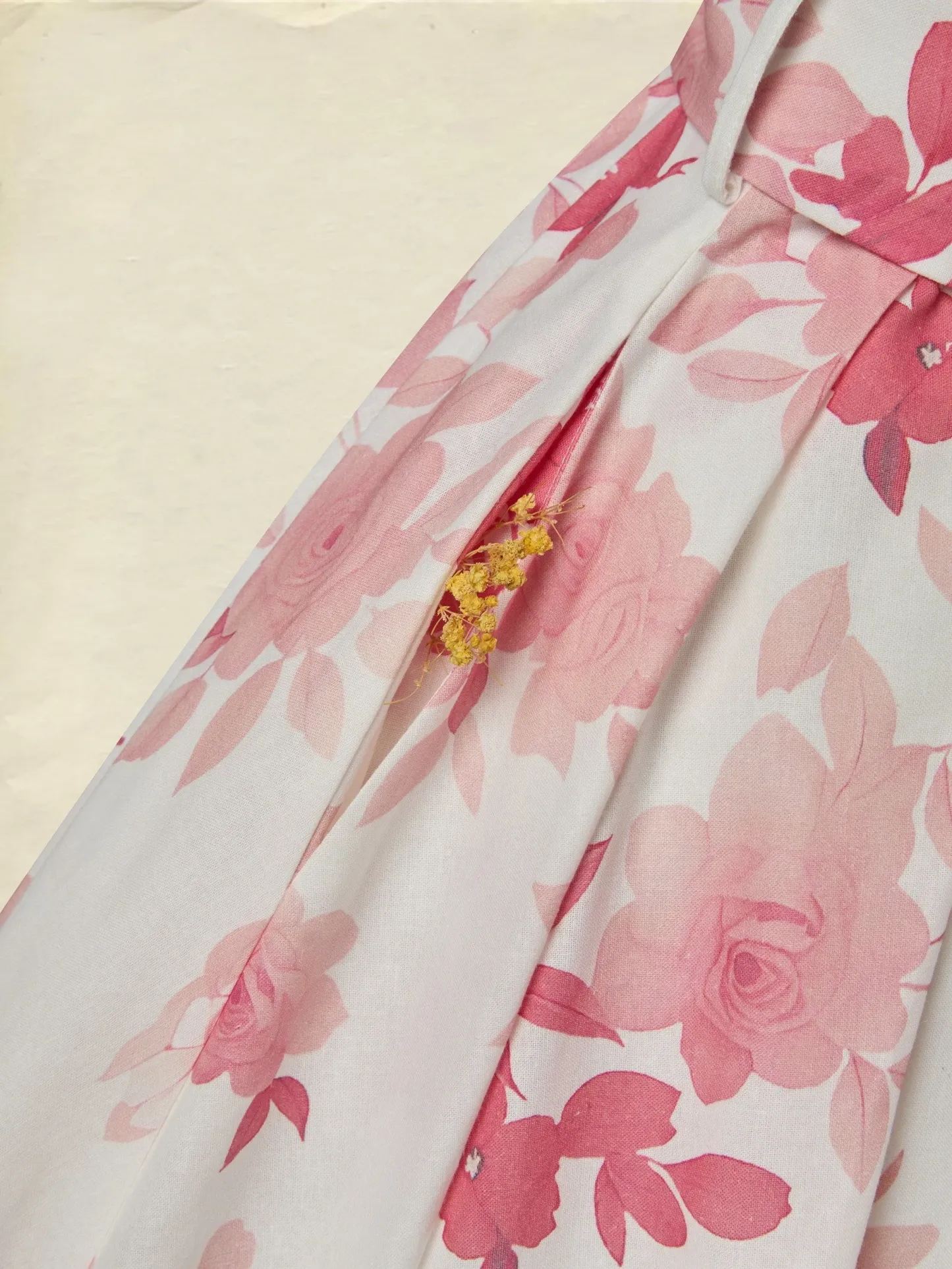 Maxi Cotton Dress, Sleeveless, Floral, Belt Design, Vacation, Vintage, Red - Red