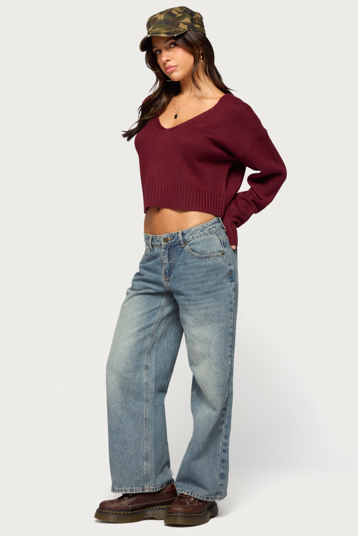 Sandi V Neck Knit Sweater - MAROON