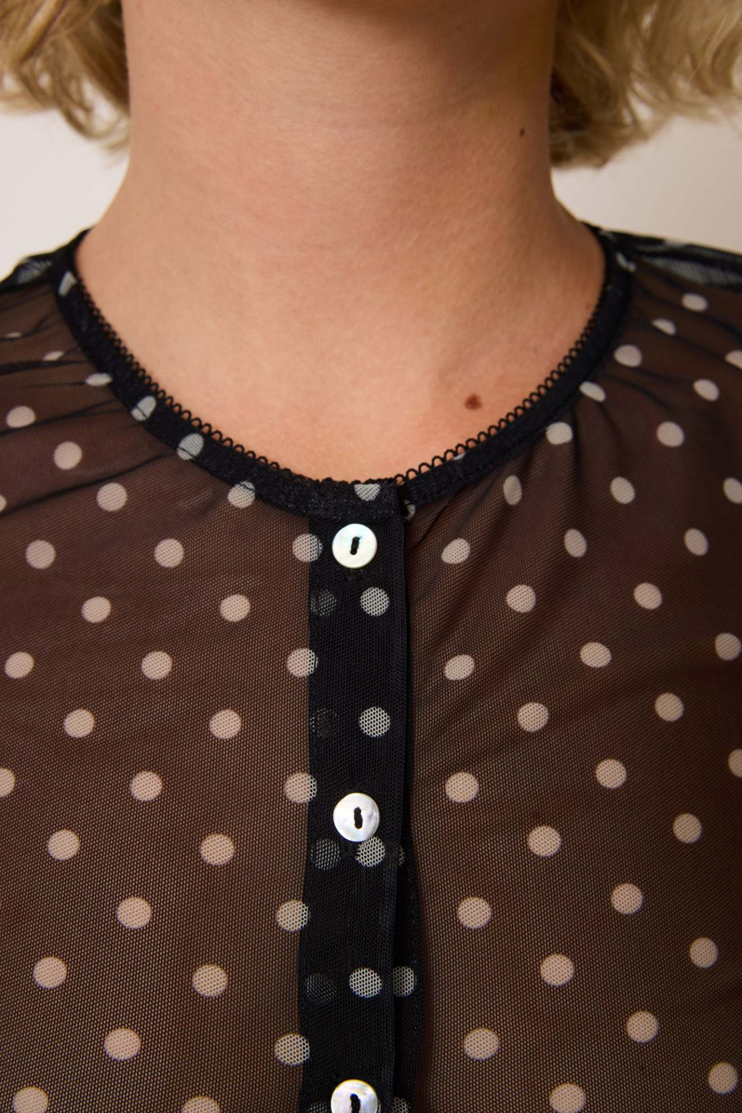 Top BARCLEY - Pois Carmen Noir