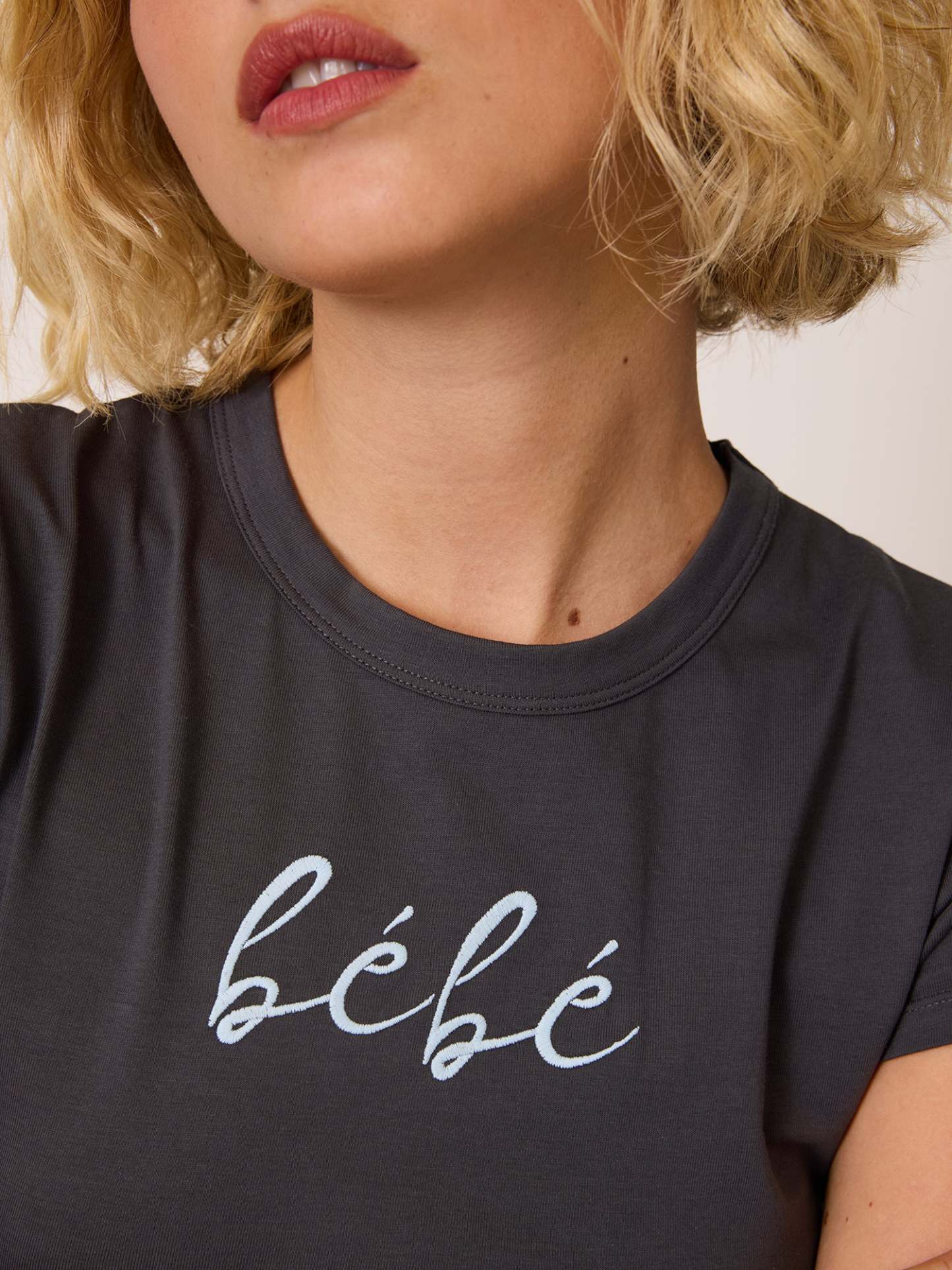 T-shirt BEBE - UNI CHARBON