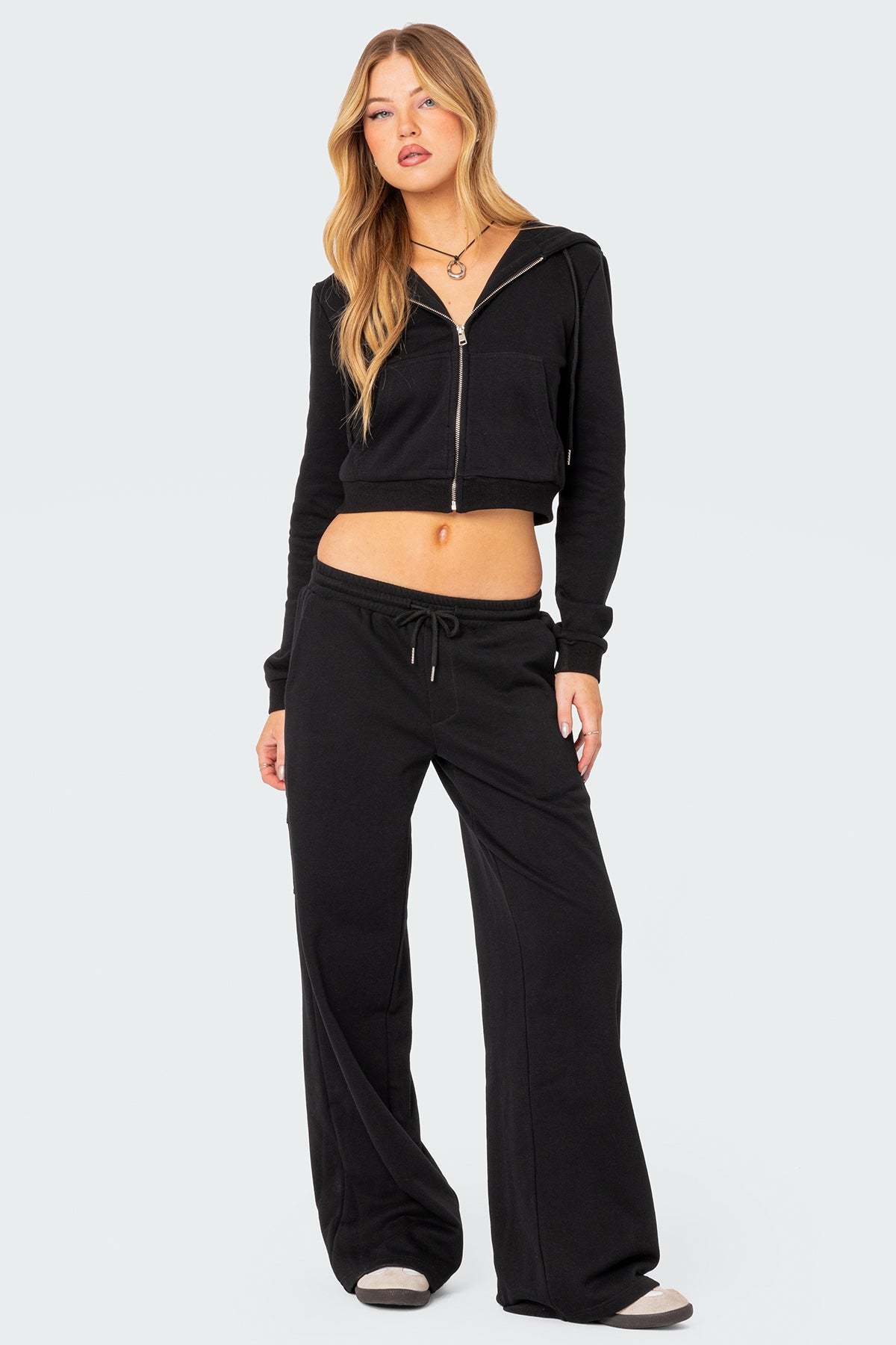 Annalise Straight Leg Sweatpants - BLACK