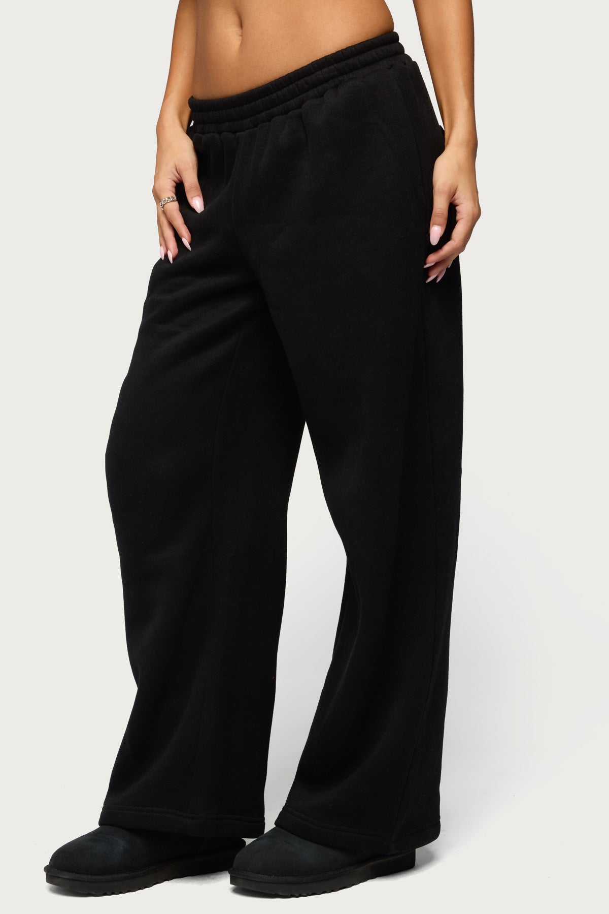 Forever Edikted Sweatpants - BLACK