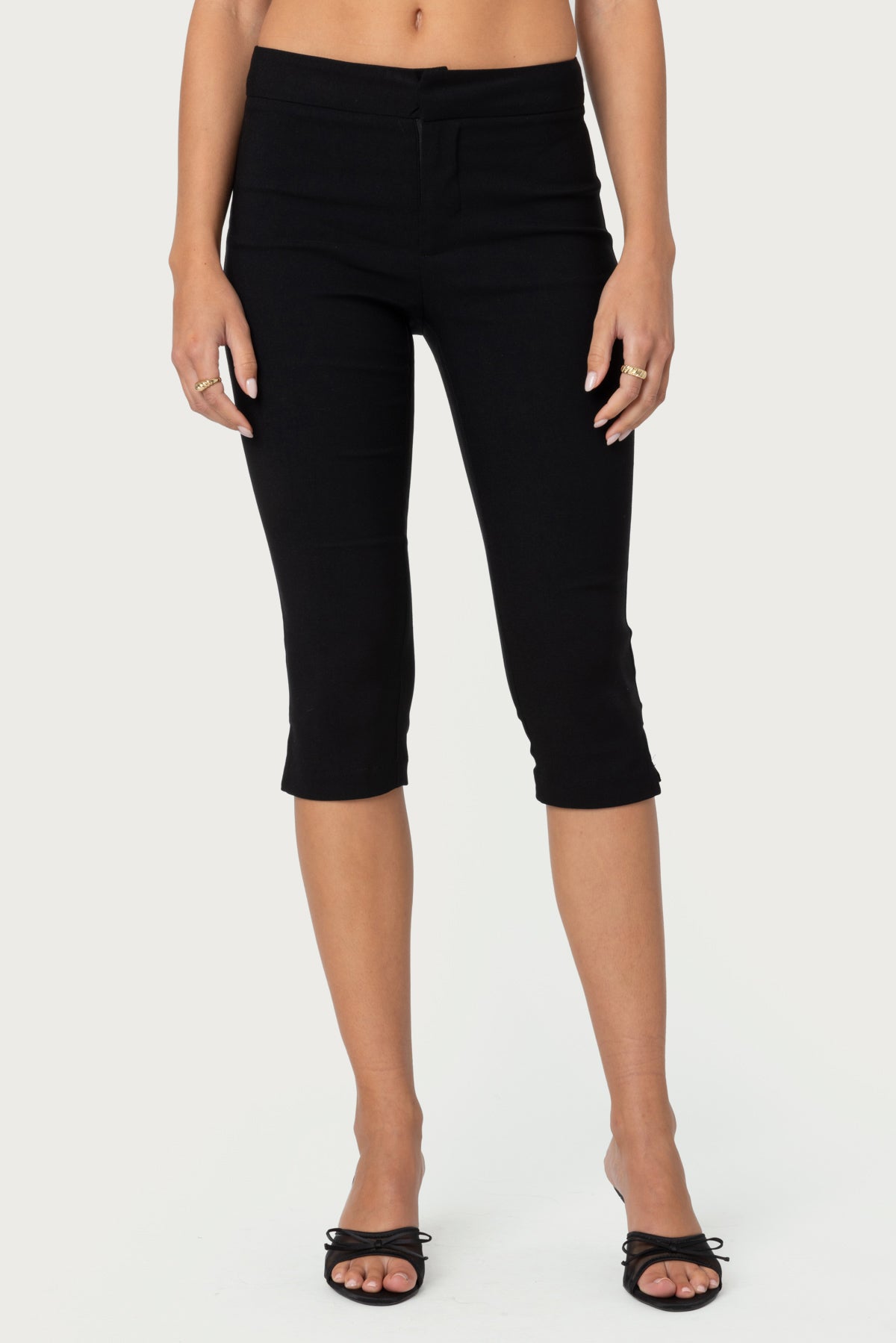 Sarafina Capri Pants - BLACK