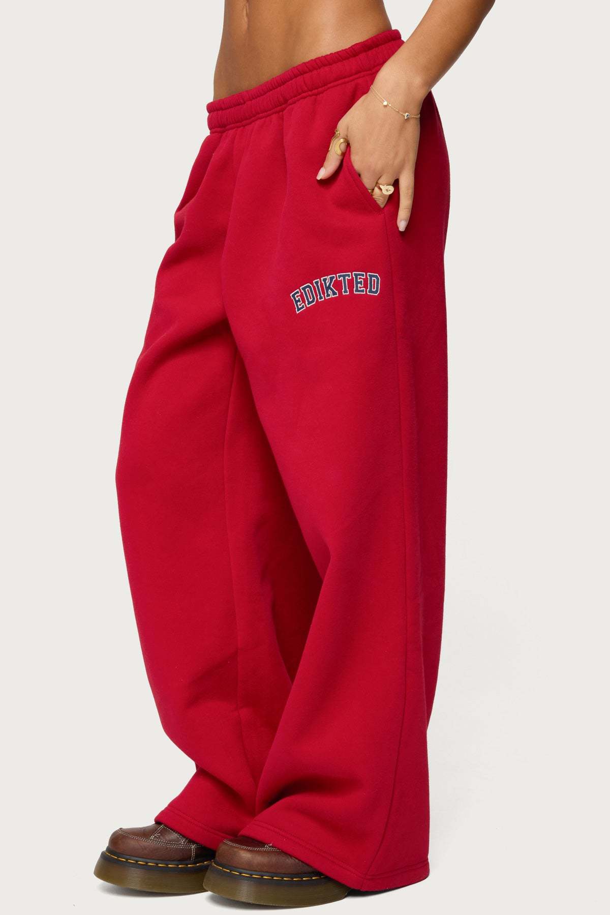 Edikted Major Sweatpants - RED